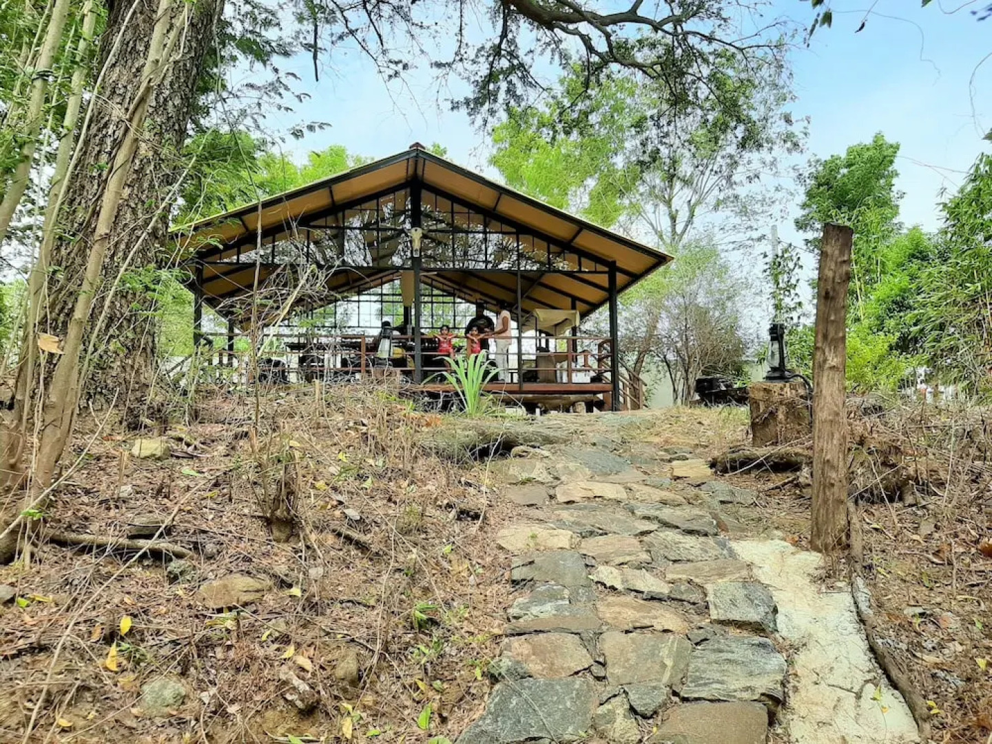 Elephant Safari Hotel - Udawalawa