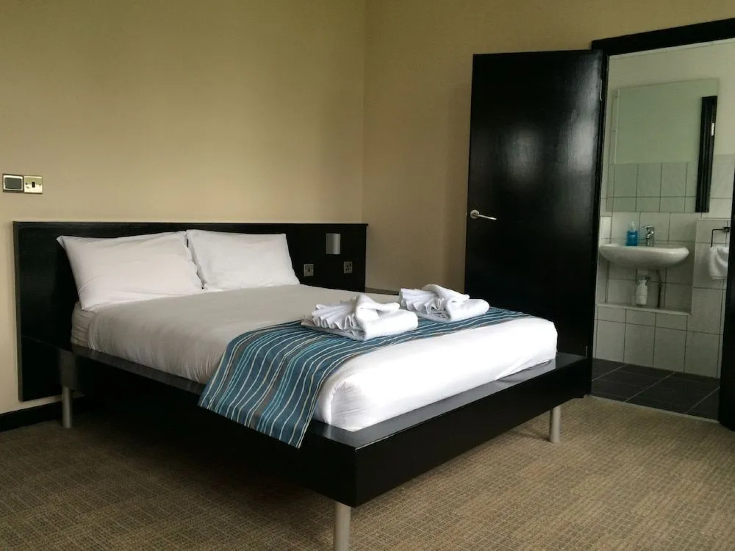 Twinwoods Guestrooms