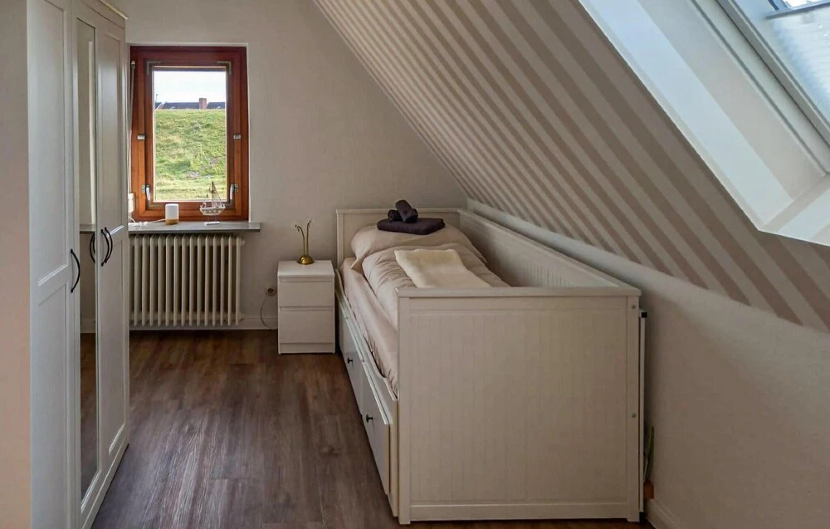 Awesome Home in Friedrichskoog With 3 Bedrooms and Wifi