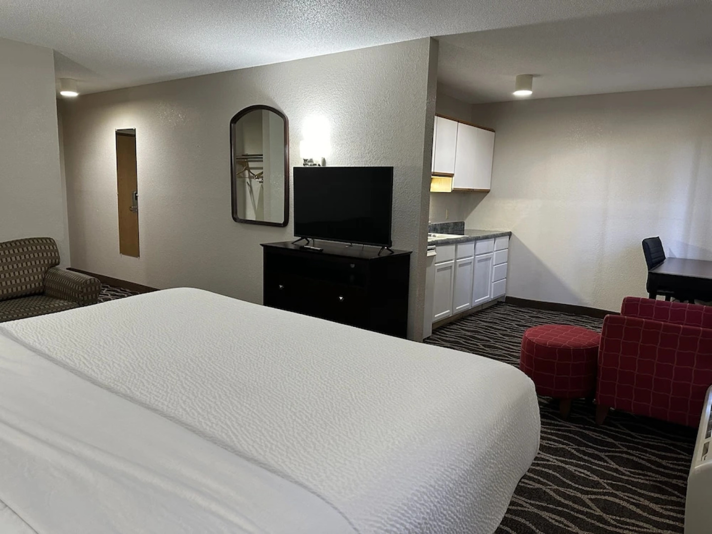 Days Inn & Suites by Wyndham Casey