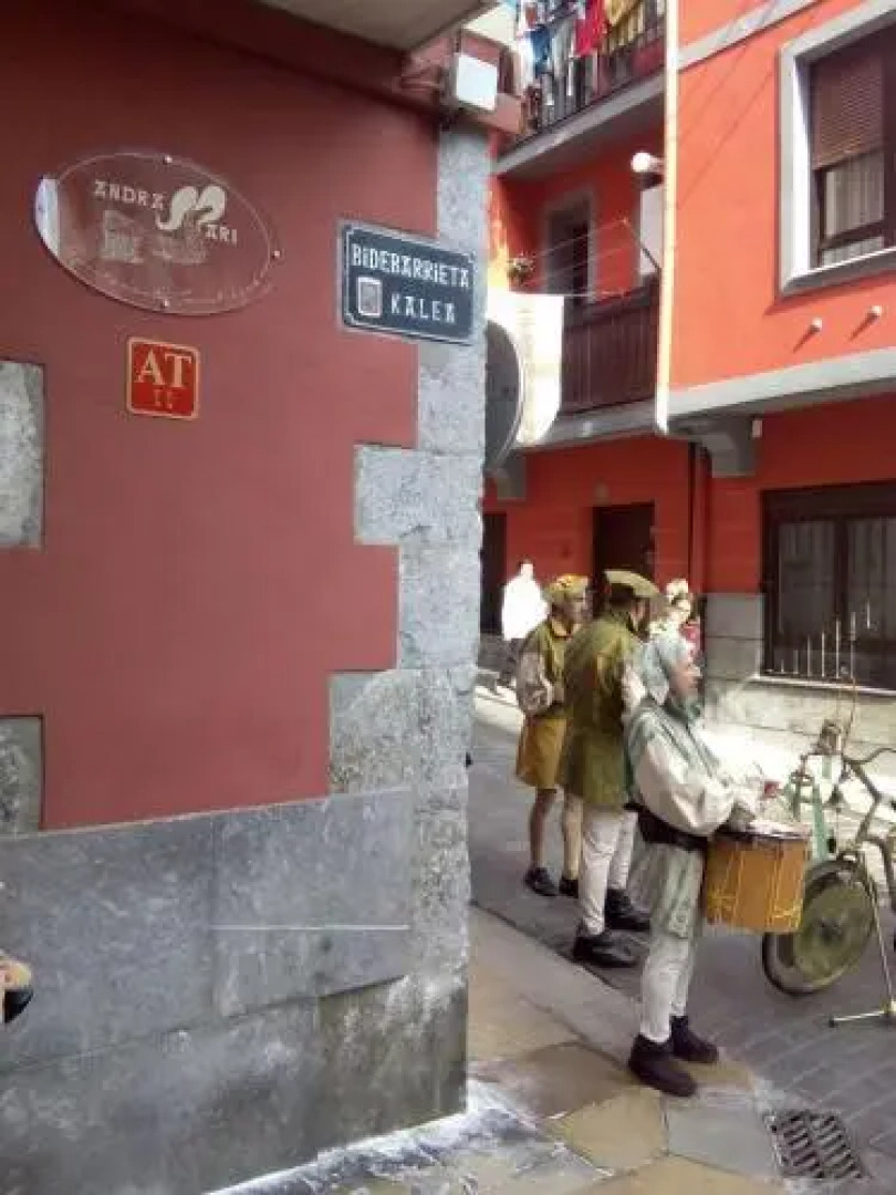 Andra Mari Apartamentu Turistikoak