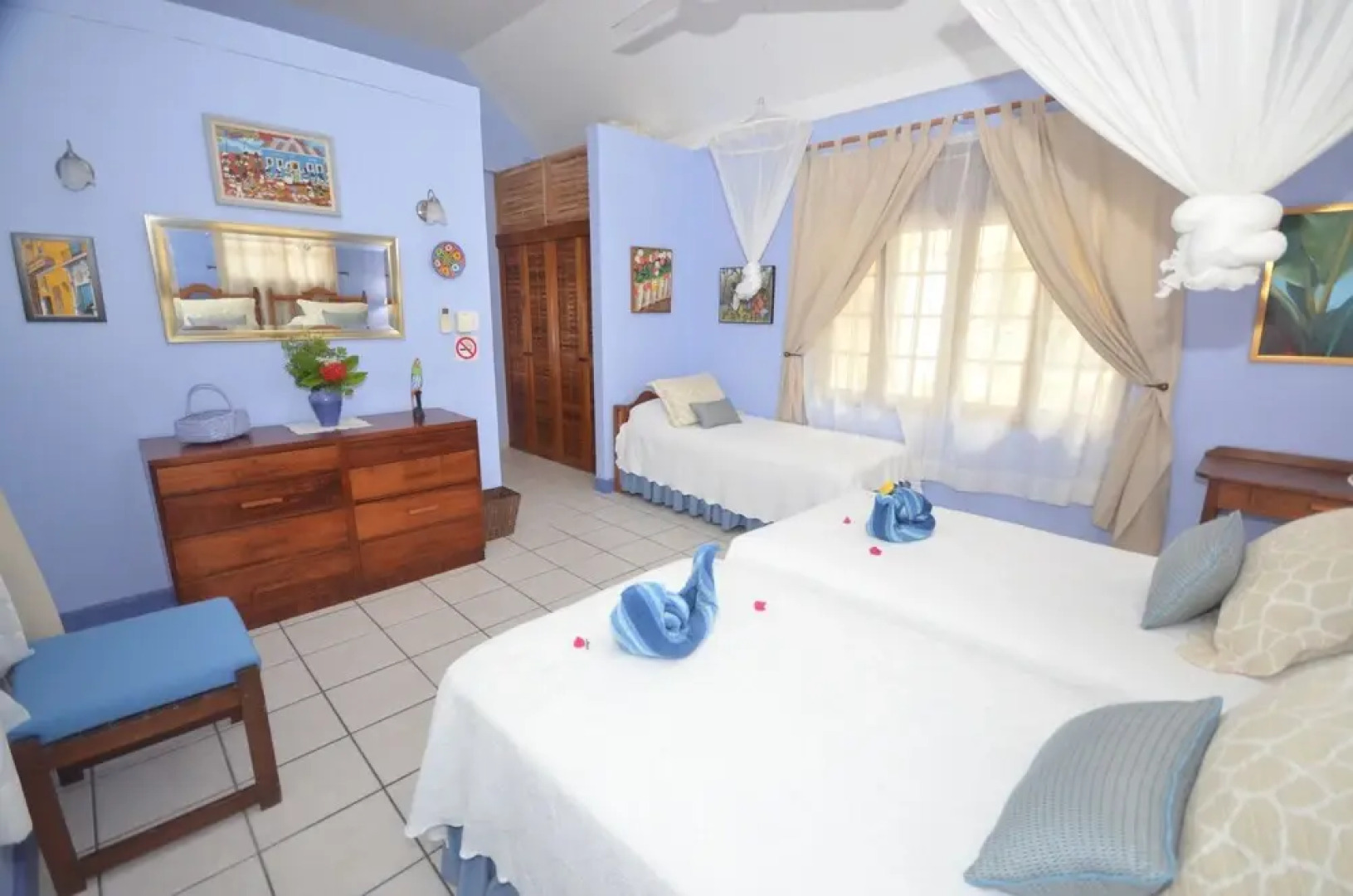 Cannon Cottage, 3BR by Jamaican Treasures