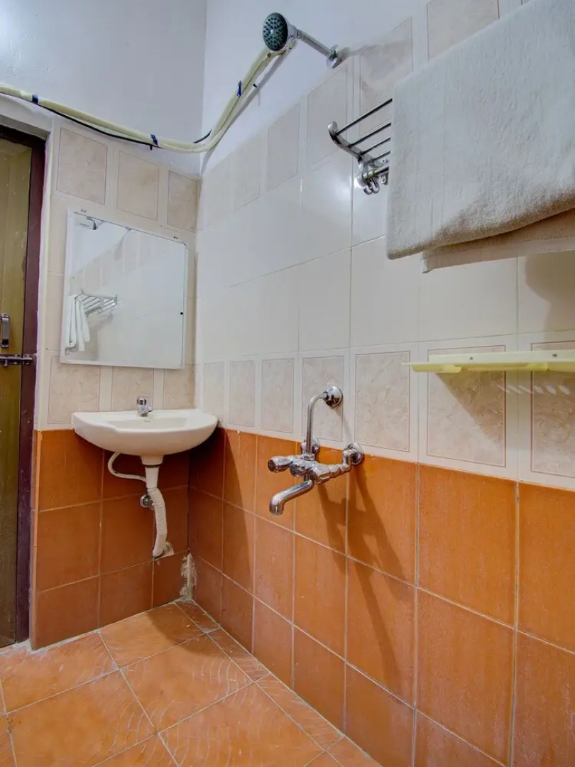 OYO 30435 Mahalashmi Park Hotel