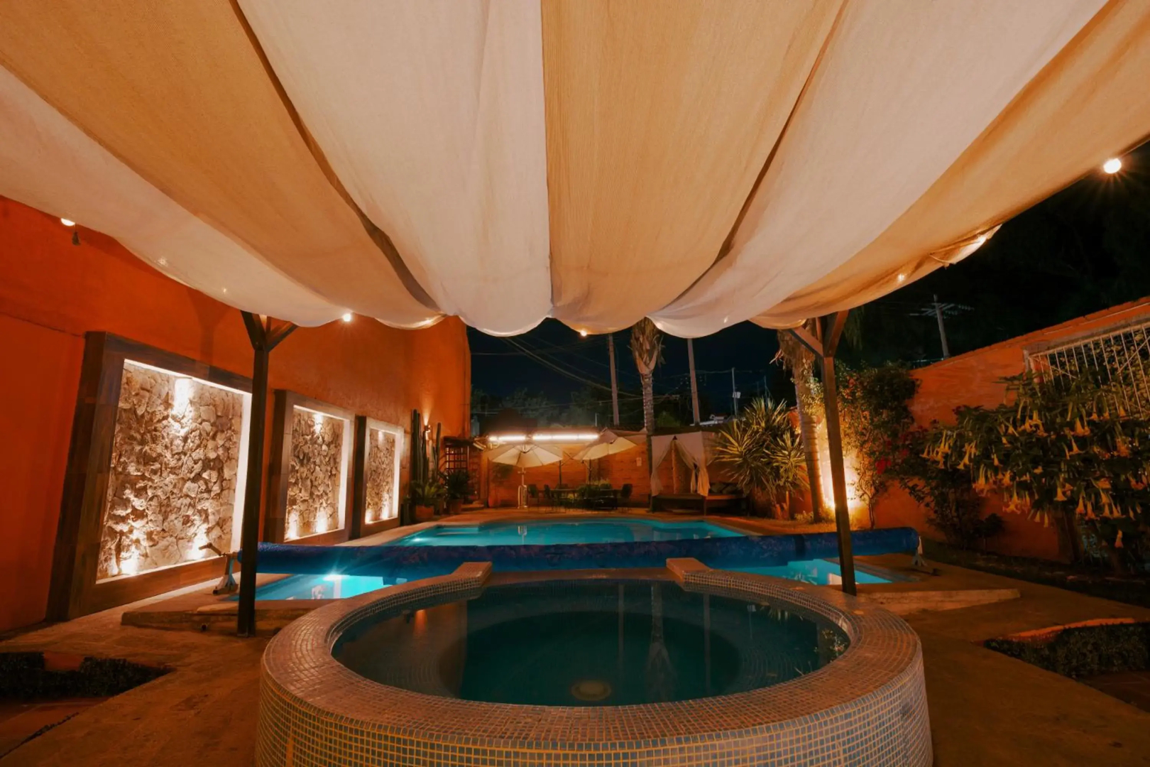Suites Paraiso TX