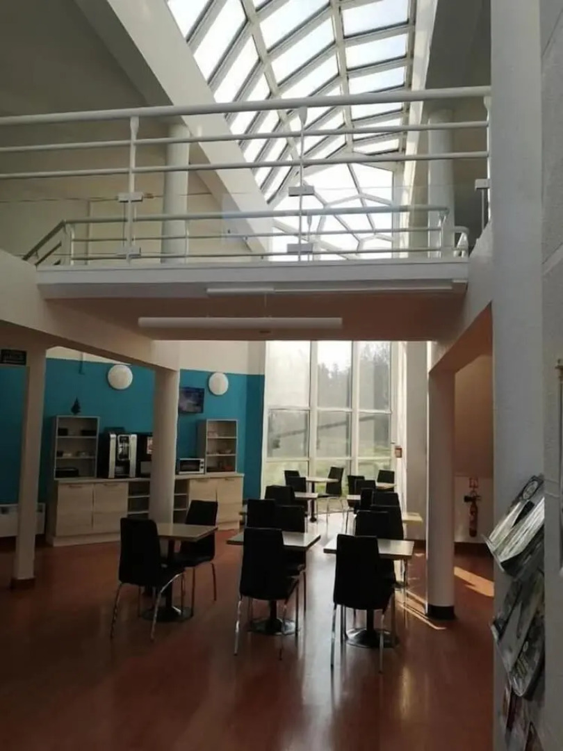 Hotel Mervil Airport