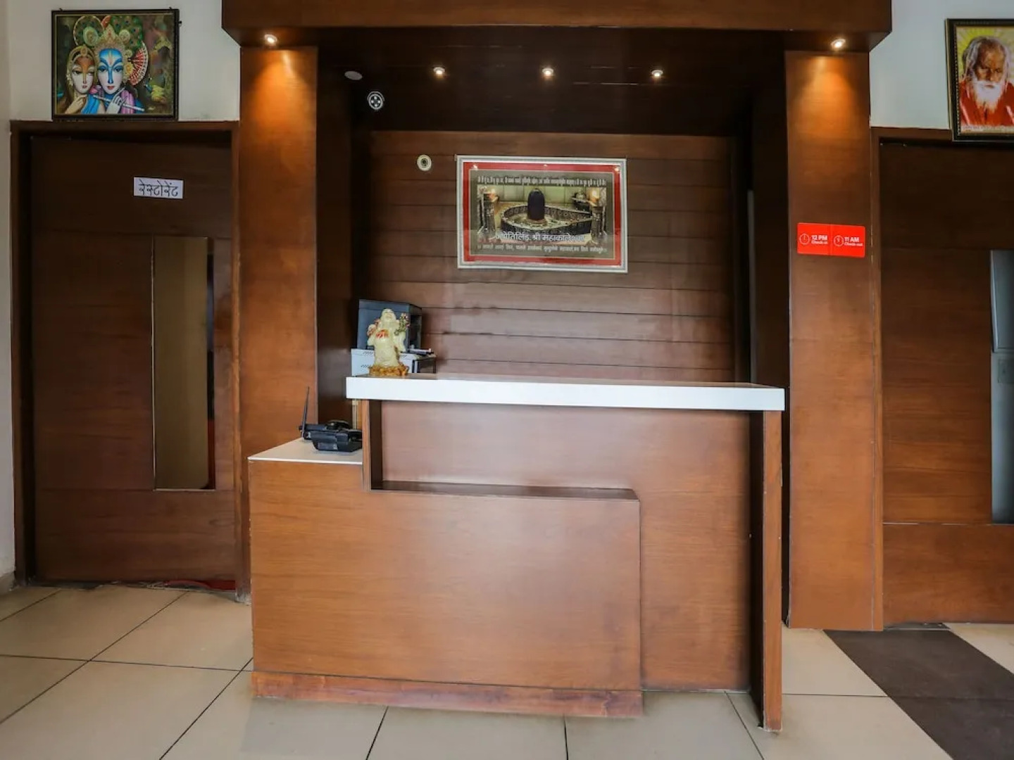 OYO 16543 Hotel Madhuban