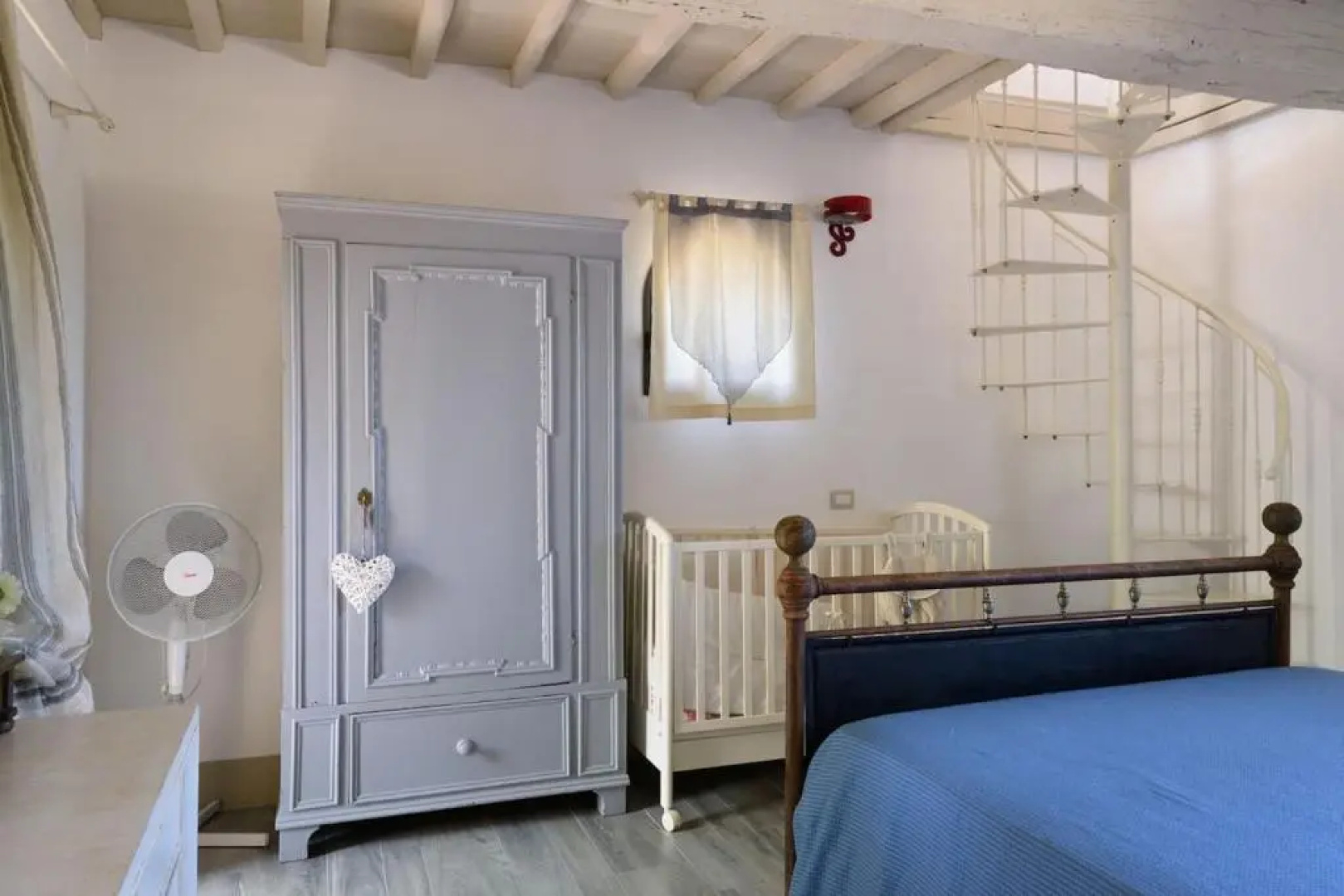 House With one Bedroom in Trequanda, With Shared Pool and Enclosed Garden