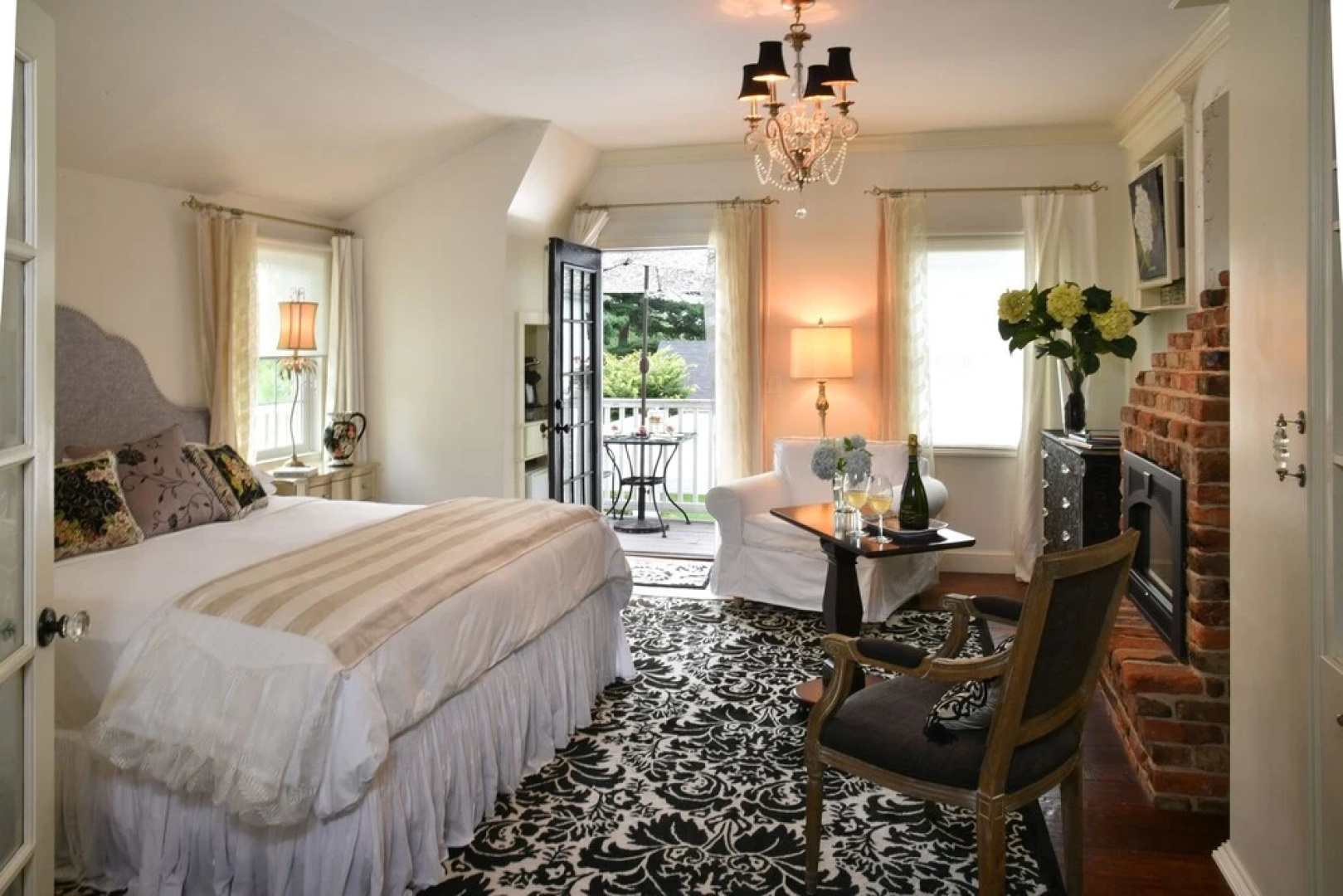 The Connecticut River Valley Inn