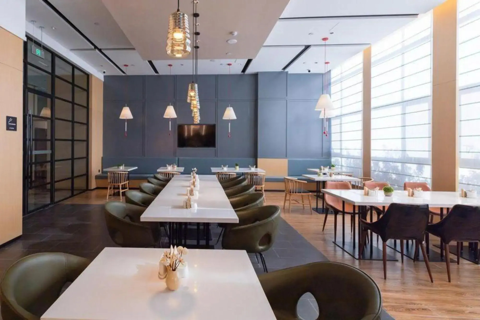 Atour Hotel Zibo High-Tech Zone North High-Speed Railway Station