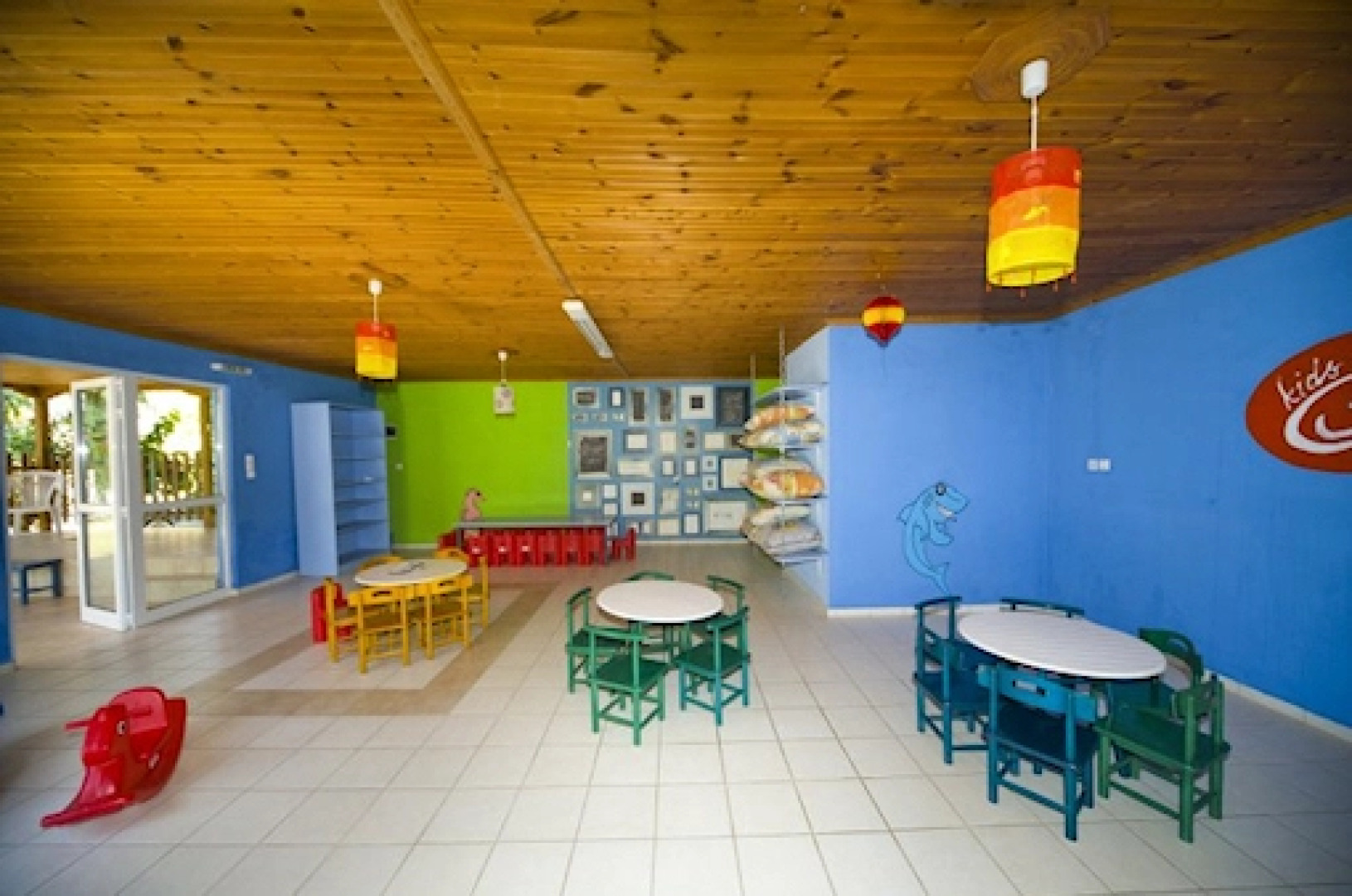 Maravel Apartments