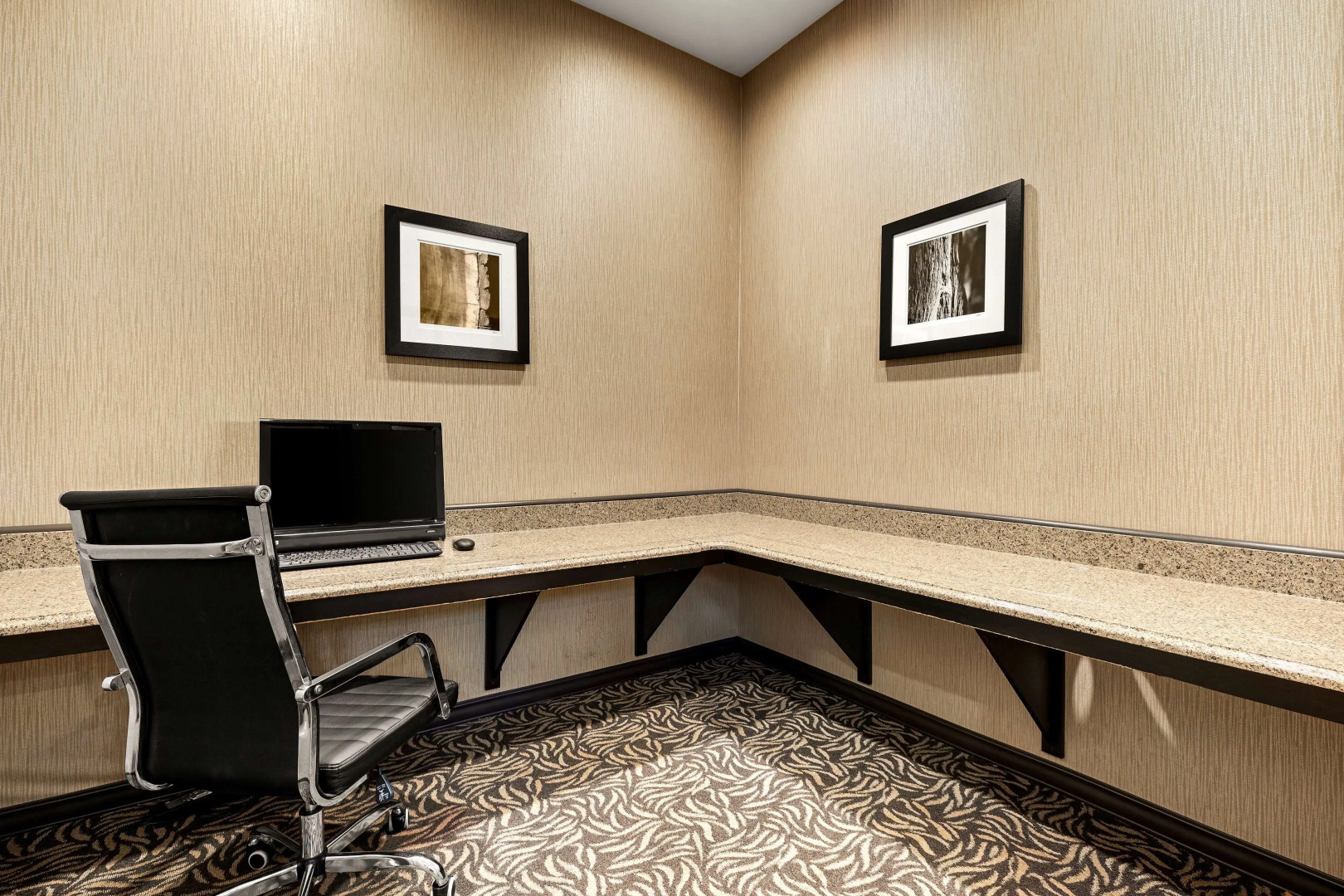 Sonesta Essential Indianapolis Airport