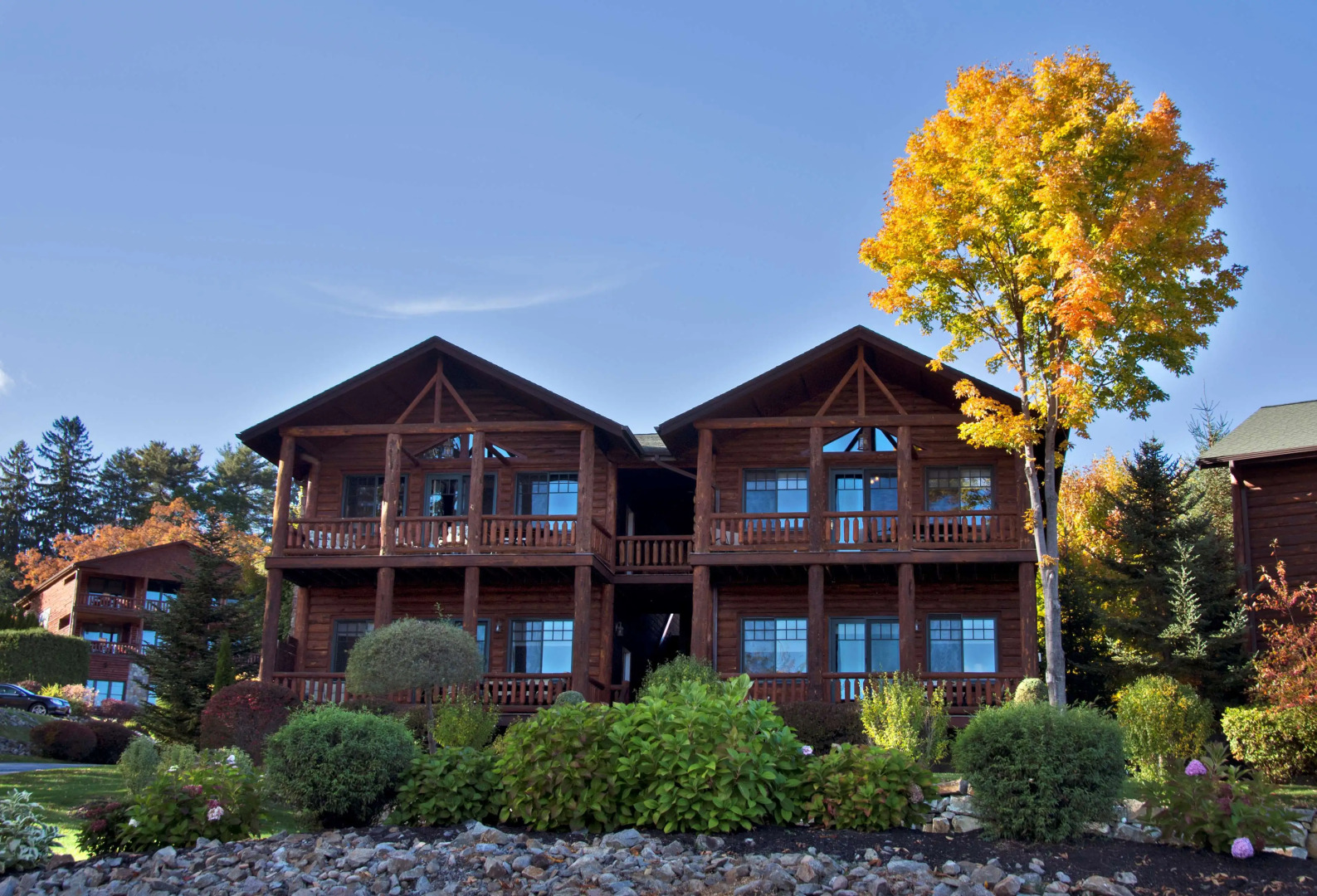 Lodges At Cresthaven