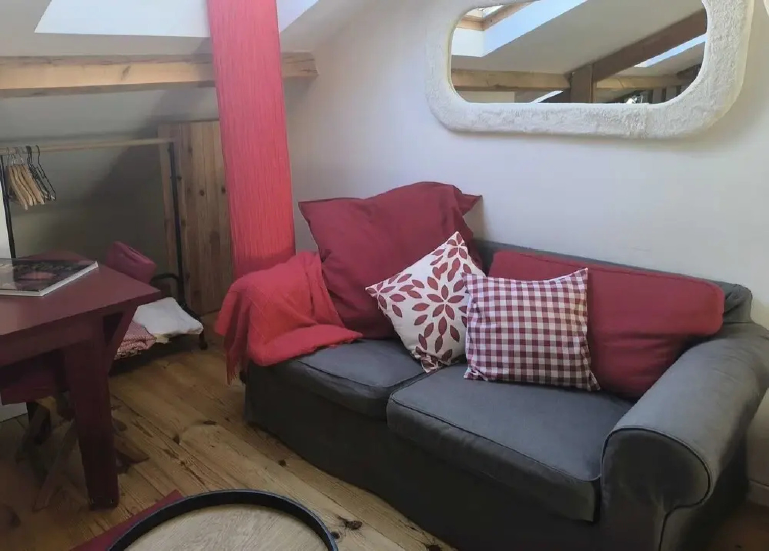 Charming Studio the Heart of the Forest