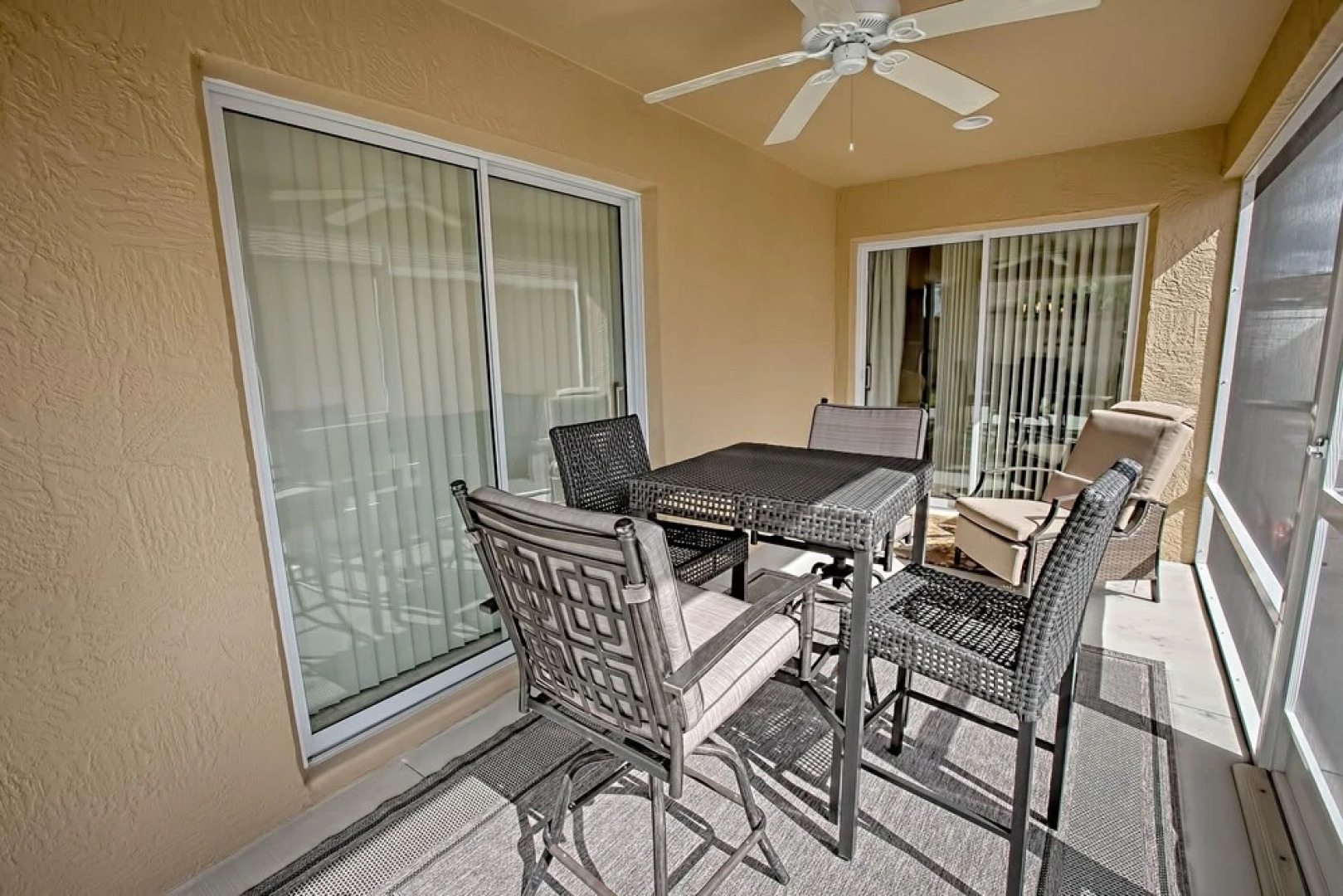 Ida Court Home 3 Bedroom by The VIR Group