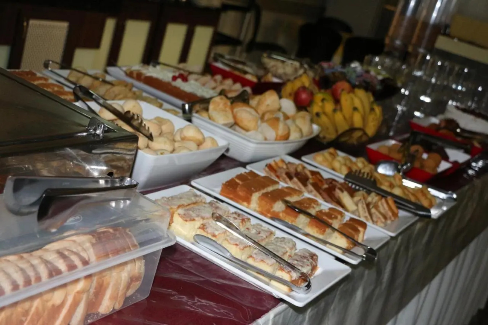 Porto Minas Hotel e Convenções