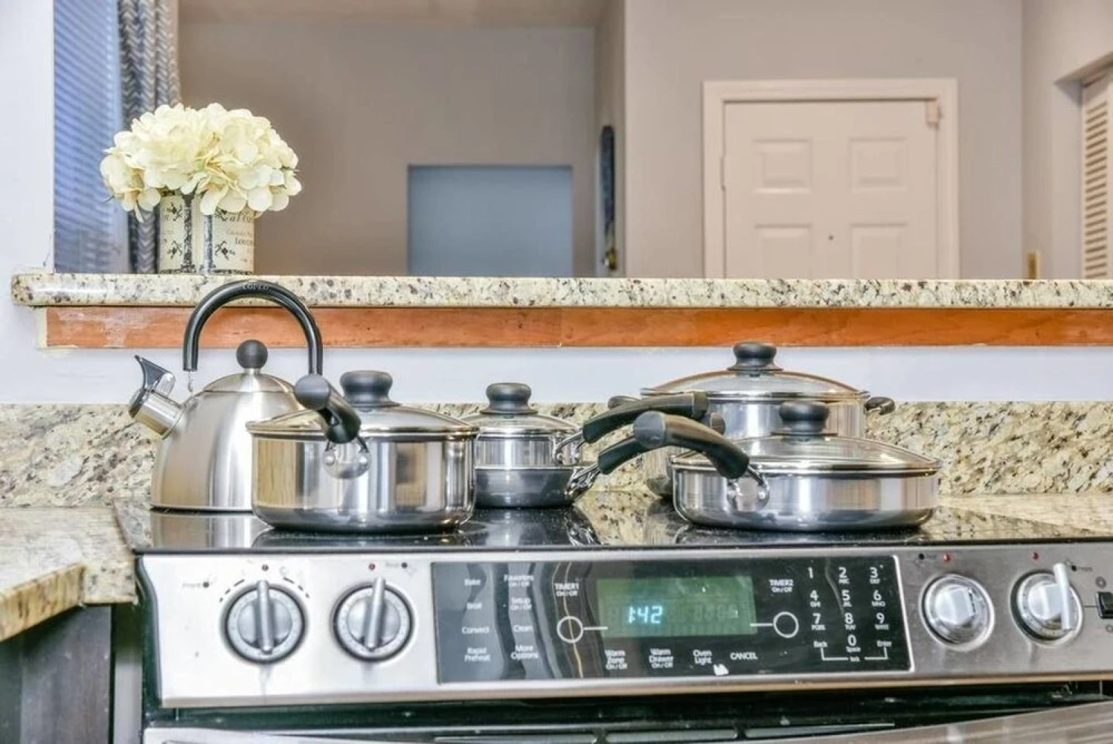 Spacious 2br/1ba Beacon Hill Apt Near MGH