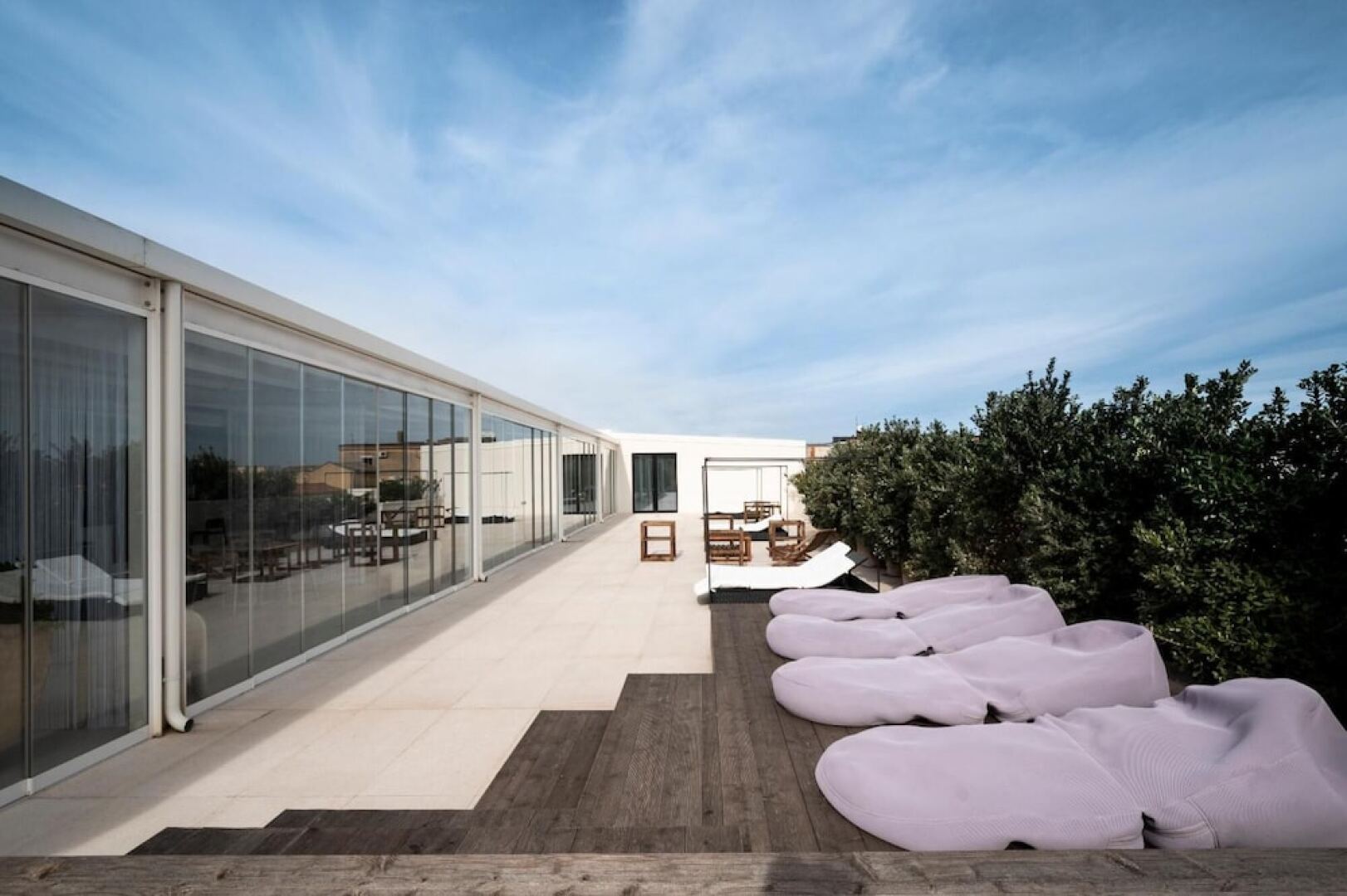 Alkamuri Posh Hotel Spa - 104 Suite Deluxe