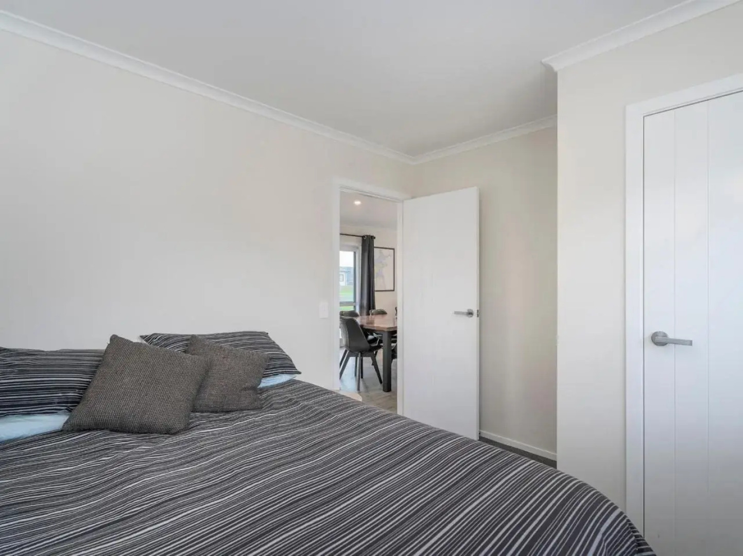 Seascape - Cooks Beach Holiday Home