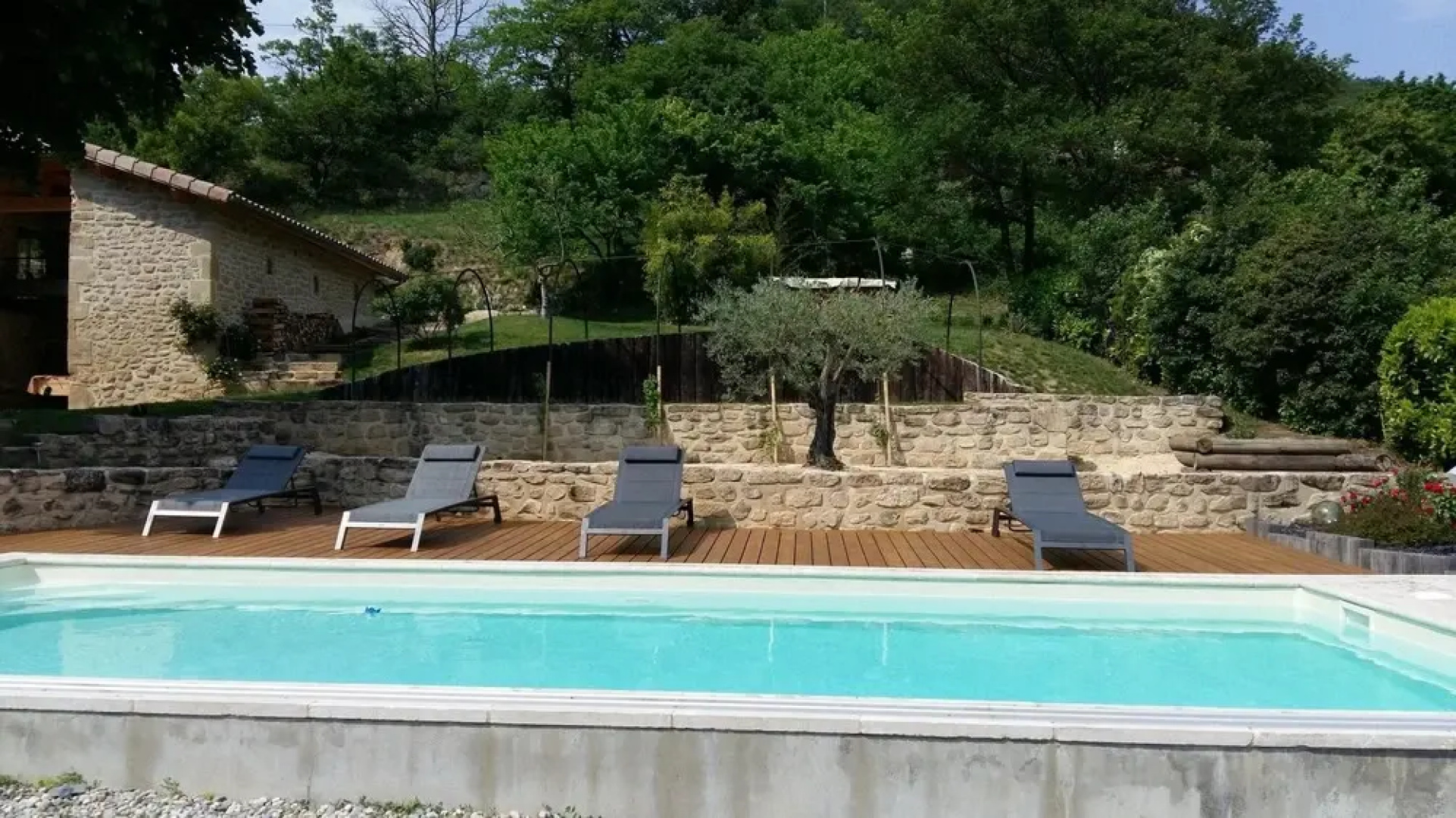 House With 2 Bedrooms in Saint Lattier, With Wonderful Mountain View, Pool Access, Furnished Garden - 50 km From the Slopes
