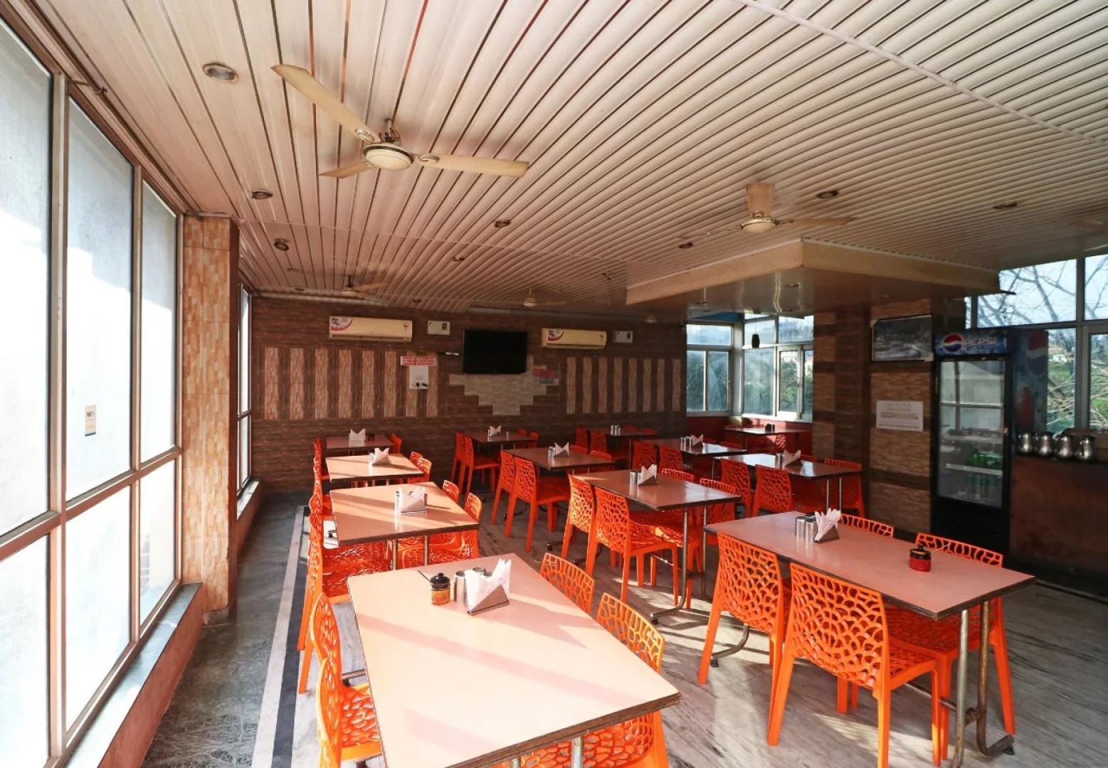 Hotel Vishwamitra By OYO Rooms