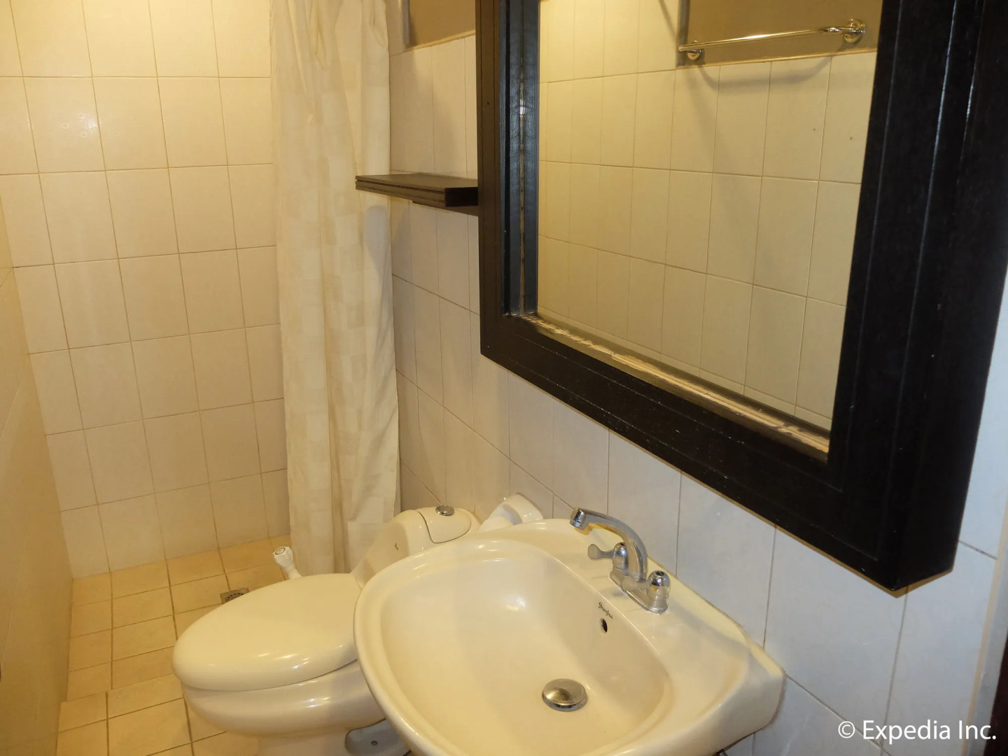 DM Residente Rina Resort