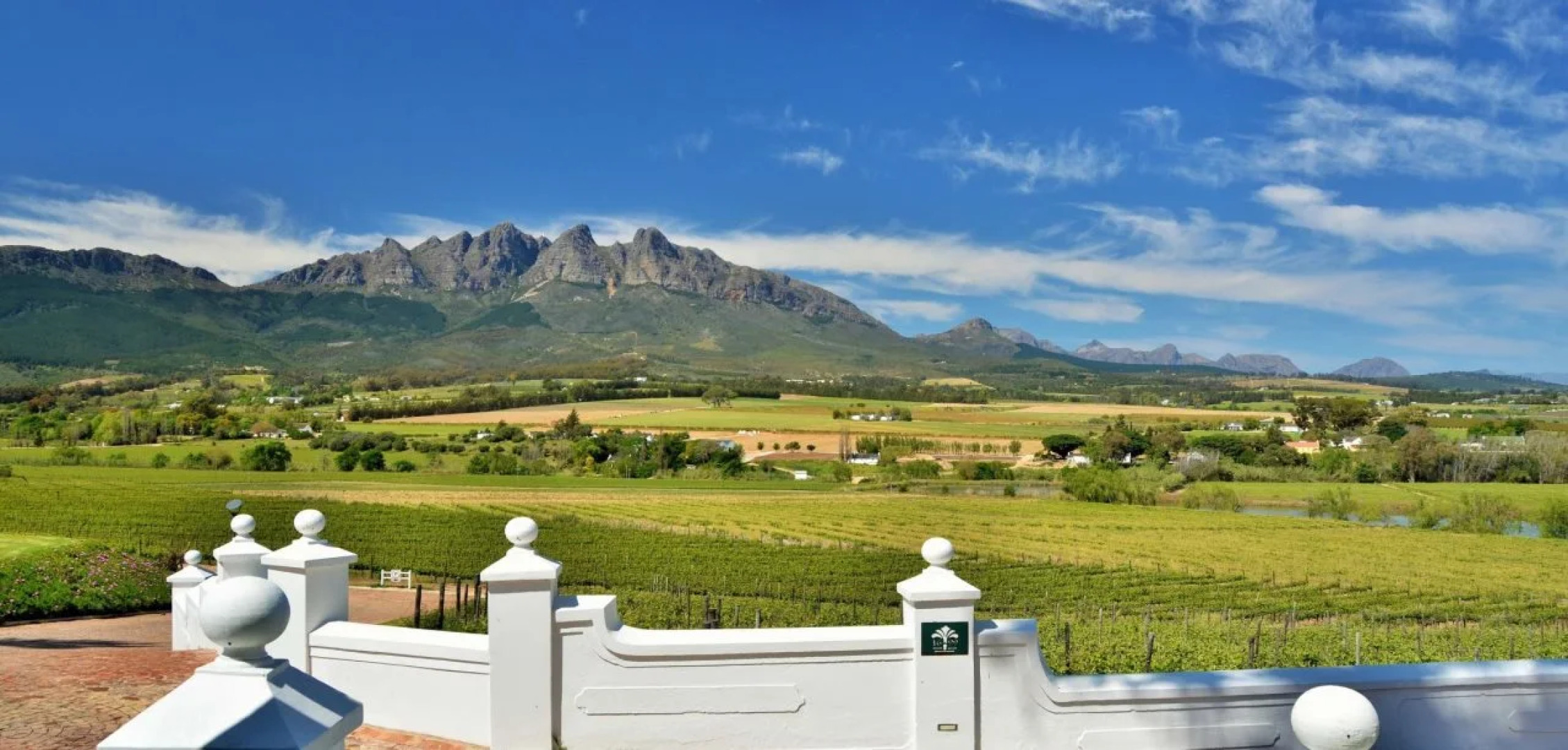 Val du Charron Wine and Leisure Estate Guesthouse