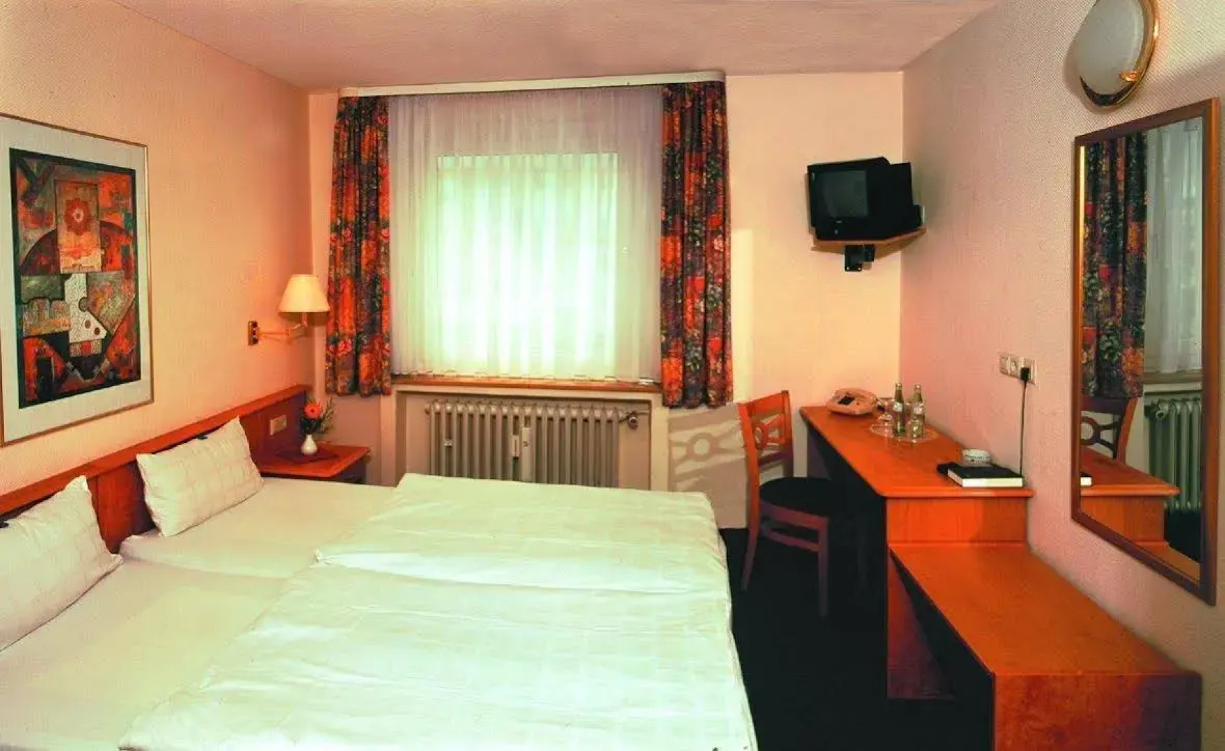 City Hotel by Celina