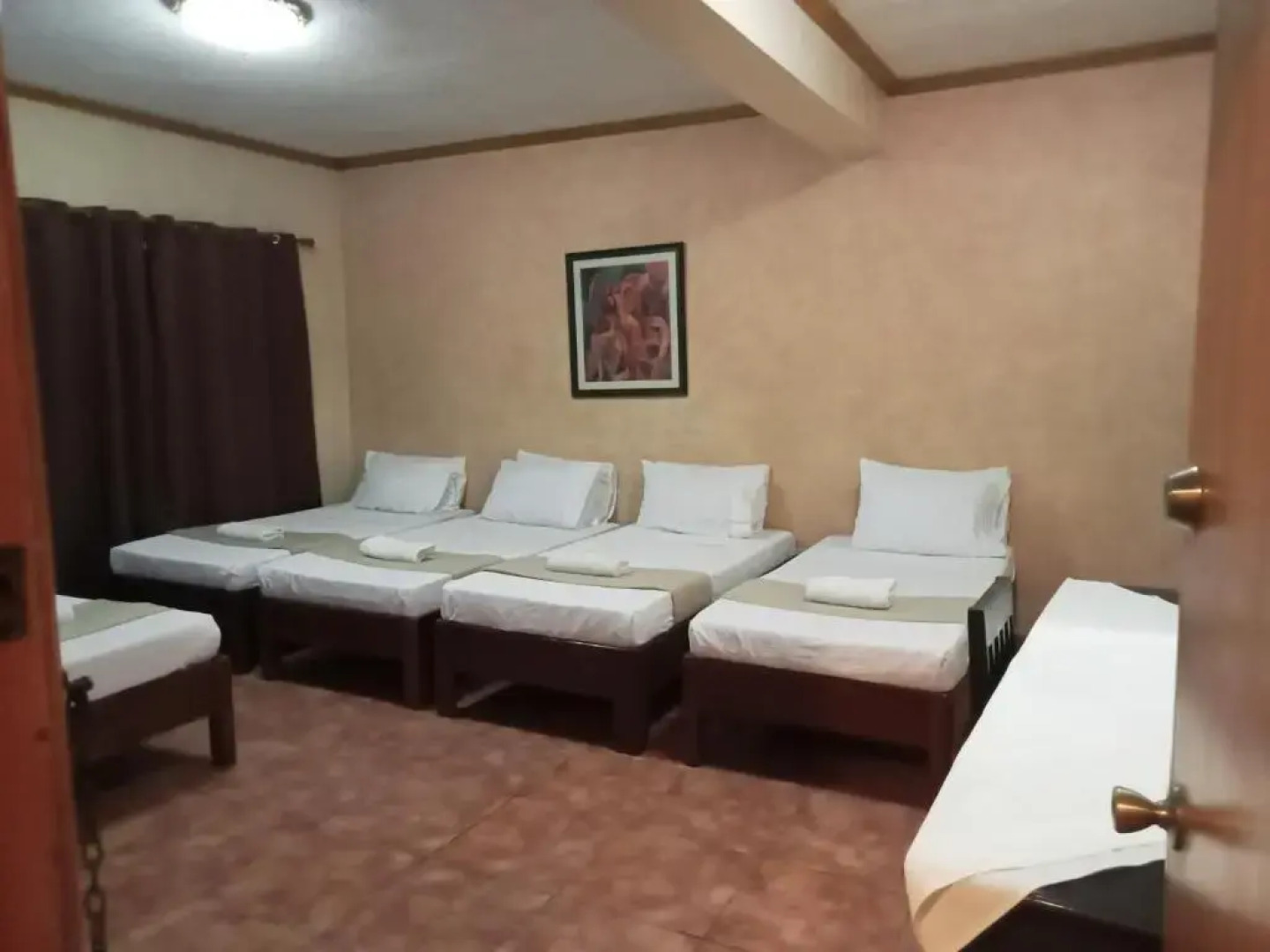 RedDoorz at Casa Marabella Villamonte Bacolod City