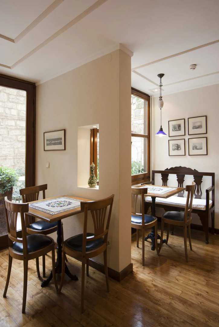Hotel Sari Konak