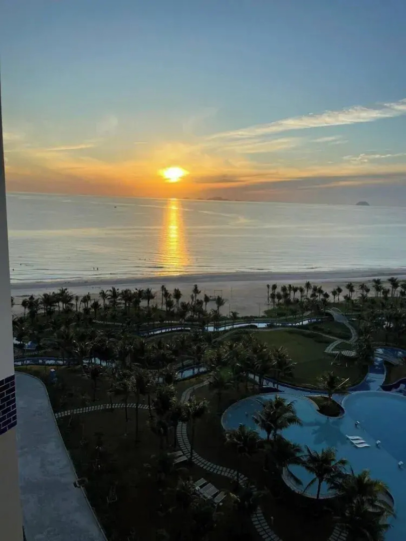 Spring home Arena Cam Ranh