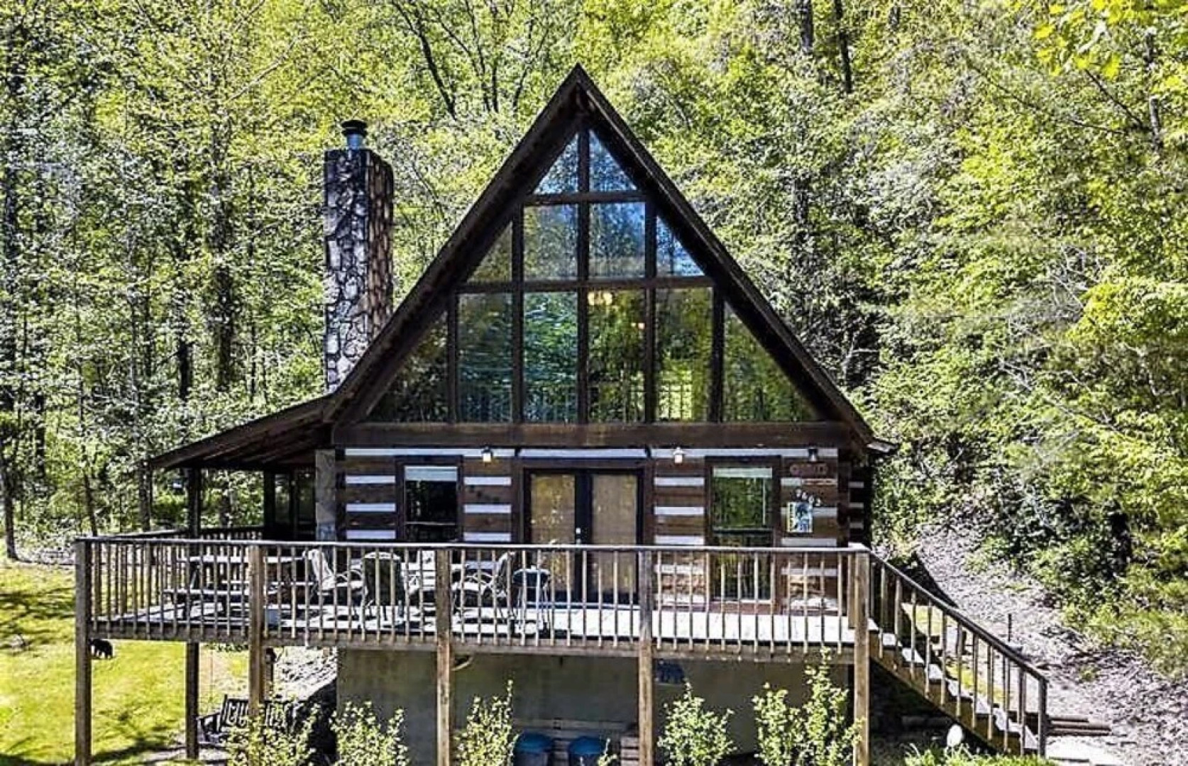 Snuggled Inn 2 Bedroom Cabin