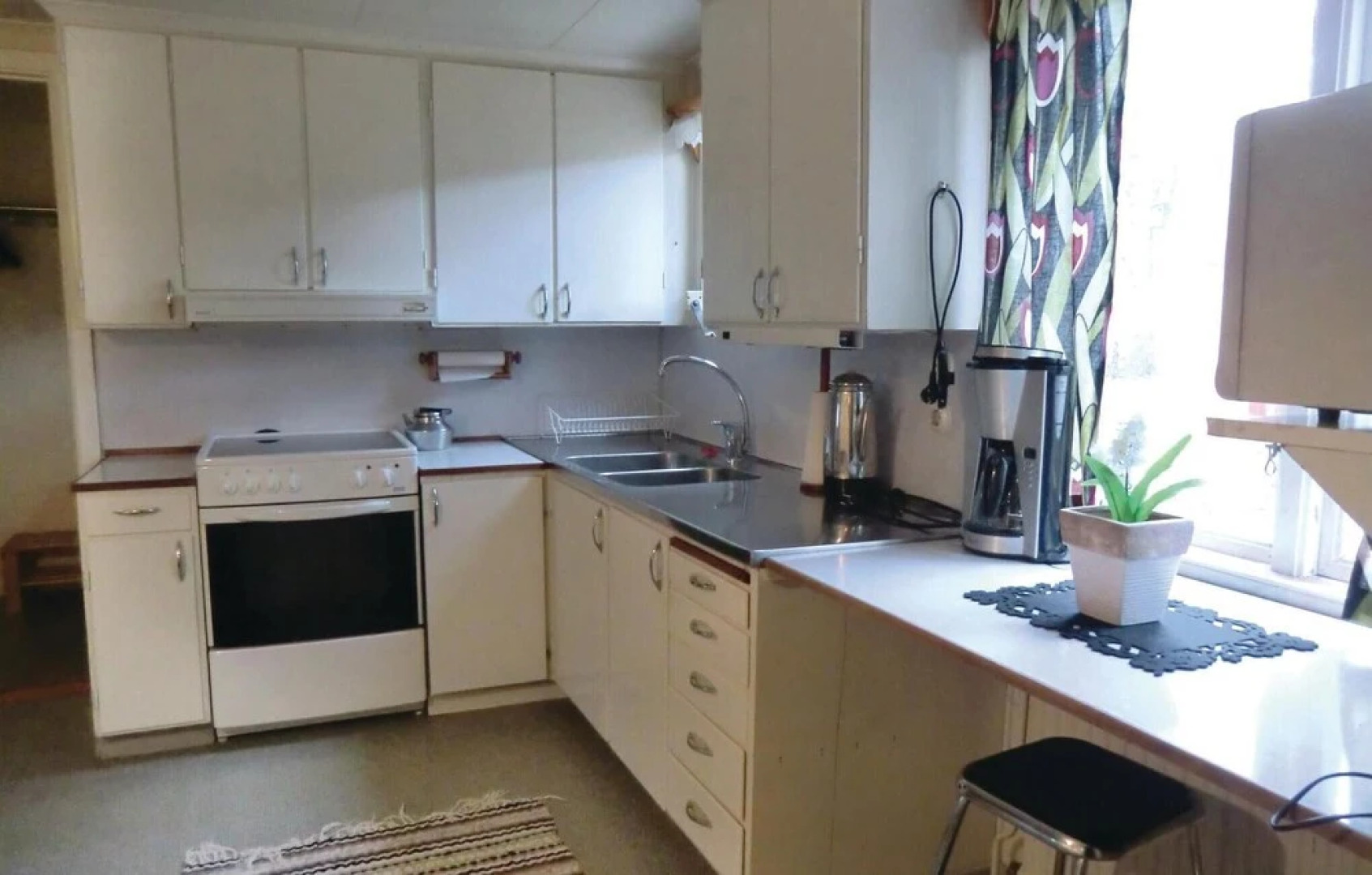 Nice Home in Vetlanda With 3 Bedrooms and Wifi