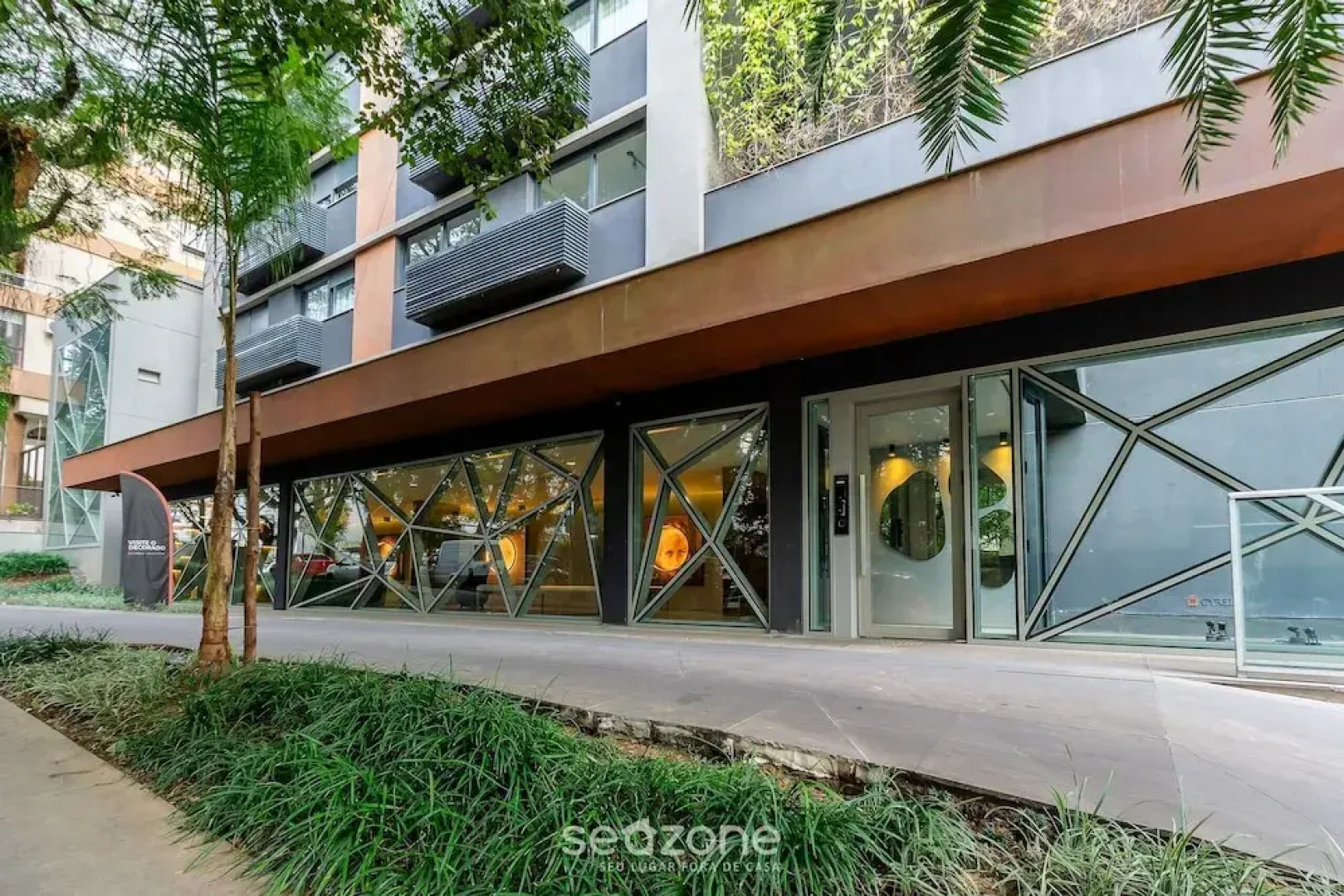 Luxury and Sophisticated Studio in Moinhos Lbo203