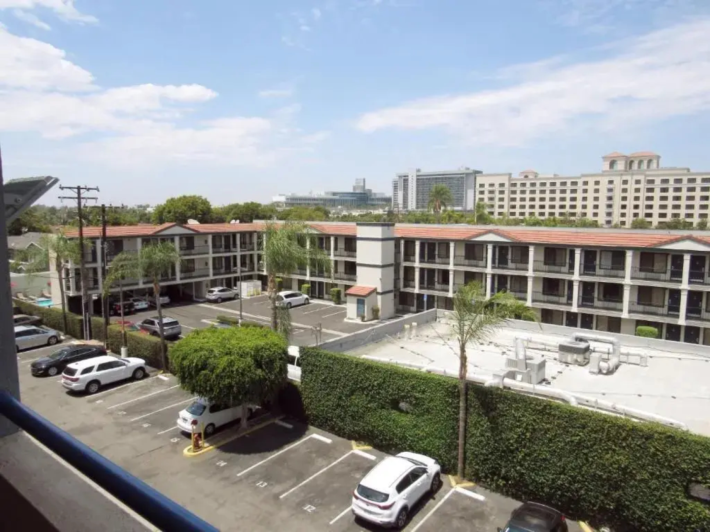 Capri Suites Anaheim