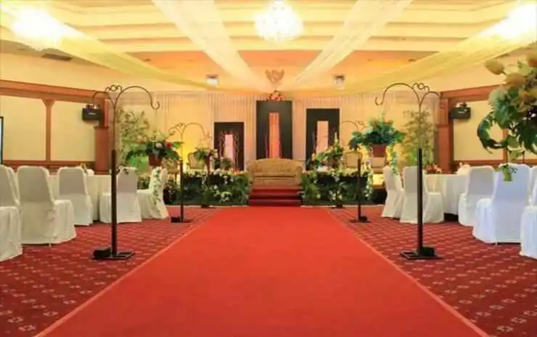 Grand Elty Singgasana Hotel