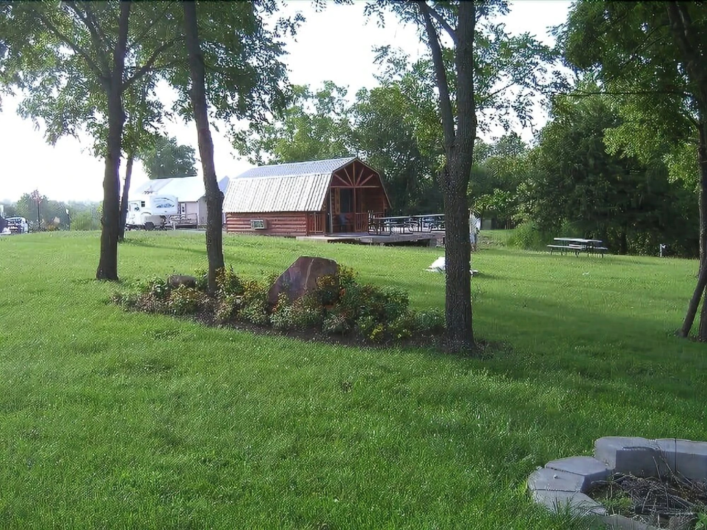 Country Cabins Motel