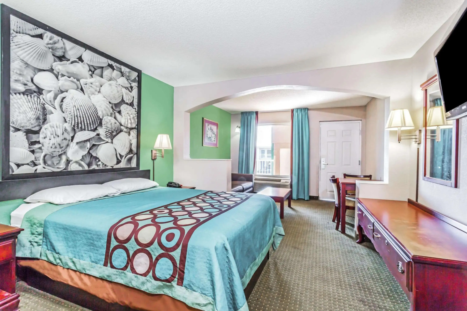 Super 8 by Wyndham Marianna I-10