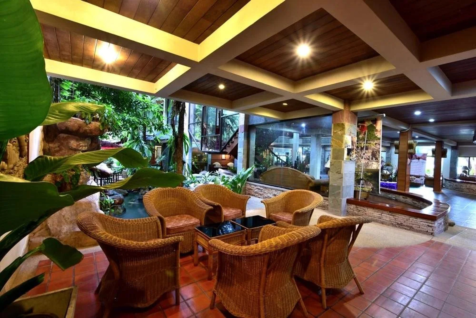 100 Islands Resort & Spa