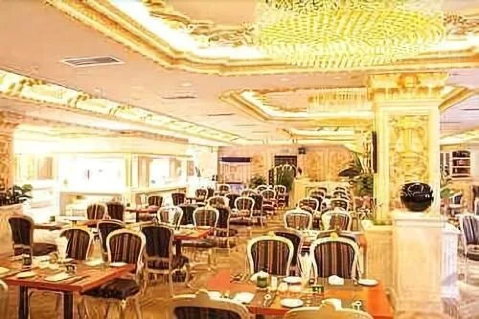 Winner International Hotel