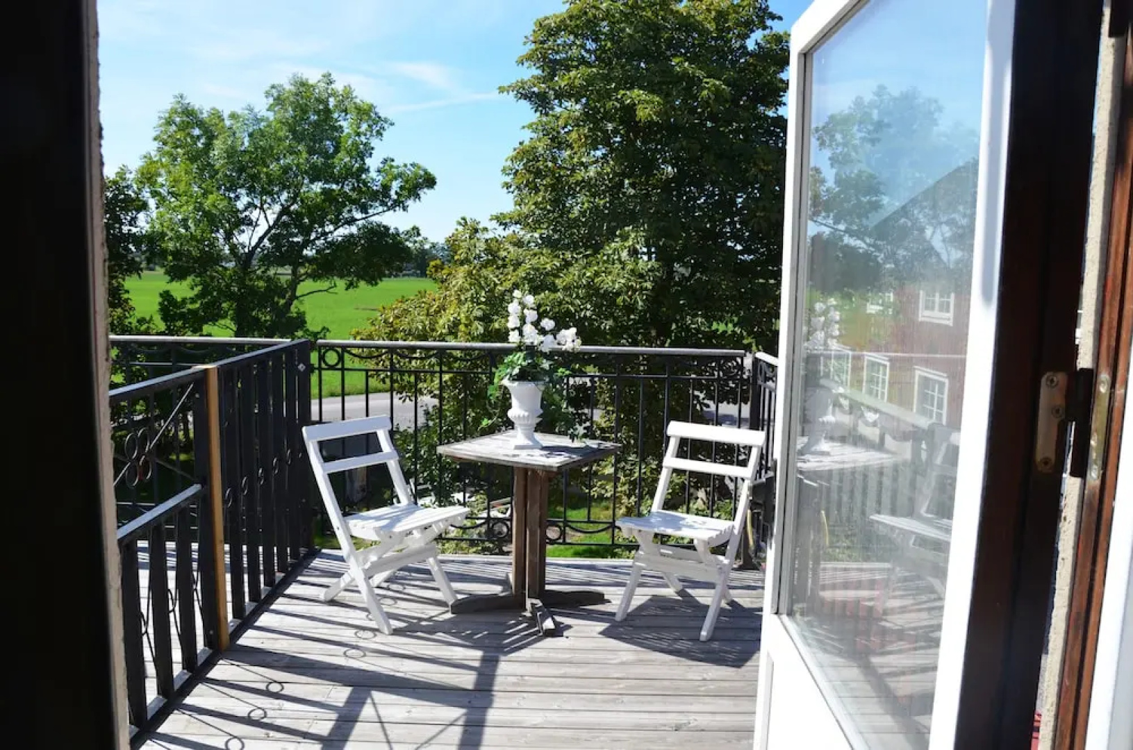 Lanthotell Lögnäs Gård