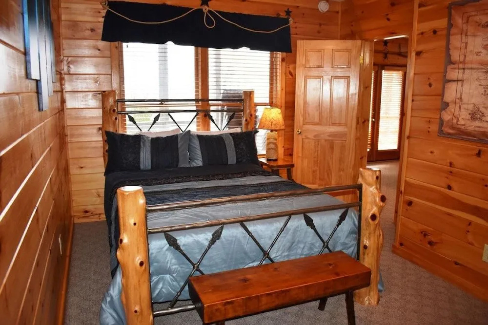 Captain Morley`s Mountain Inn