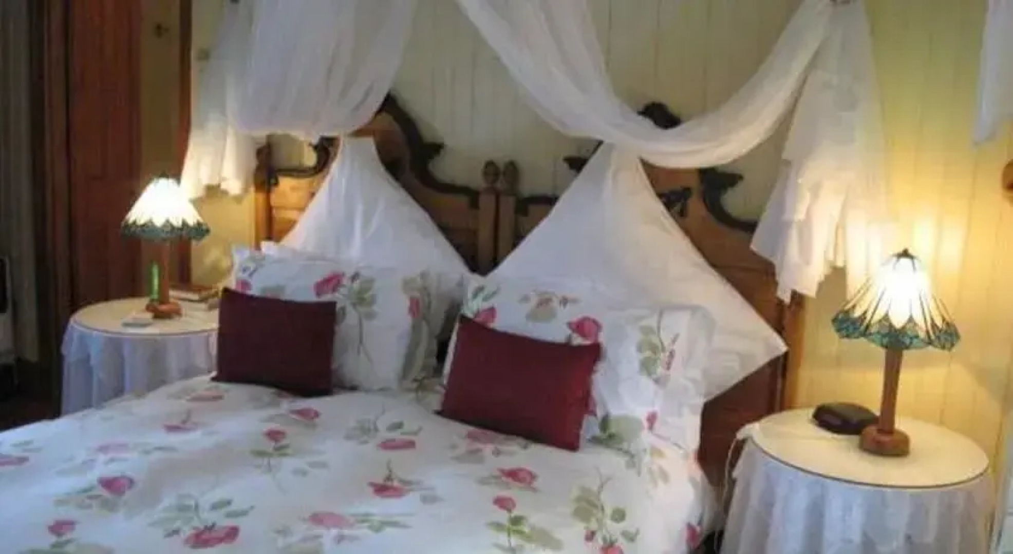 Coral Guest Cottages