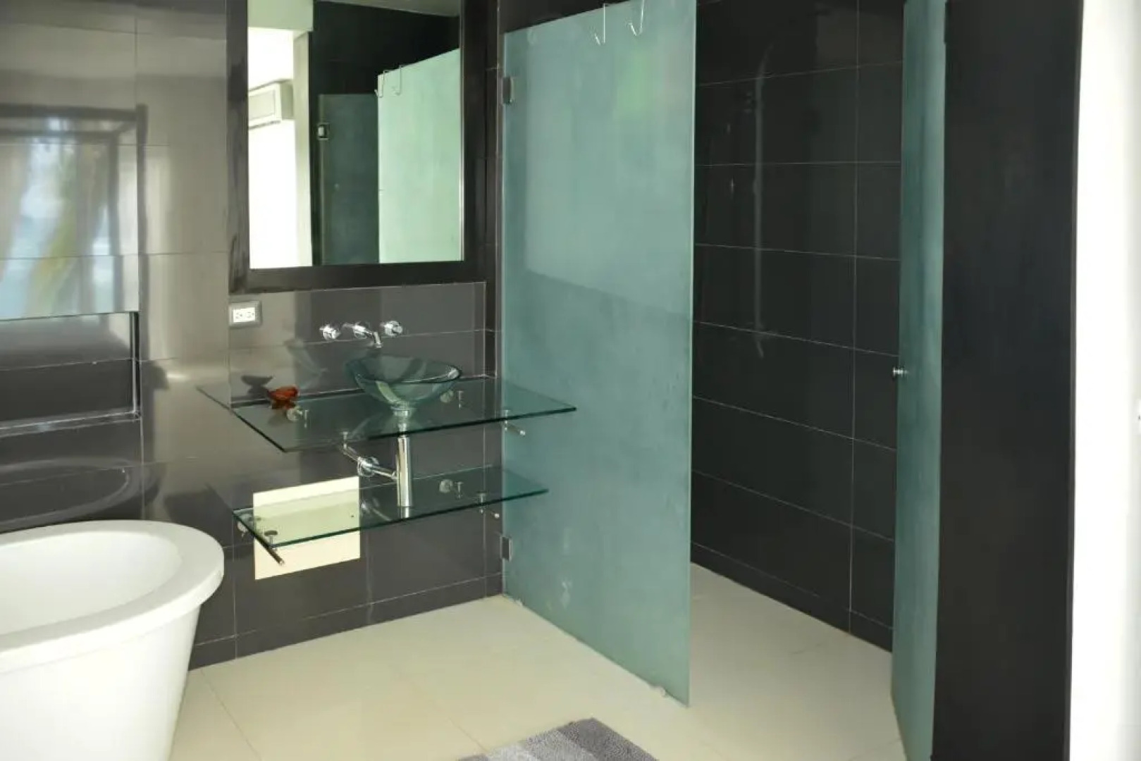 Villa Oceanfront Beach Access And Swim Pool Samana