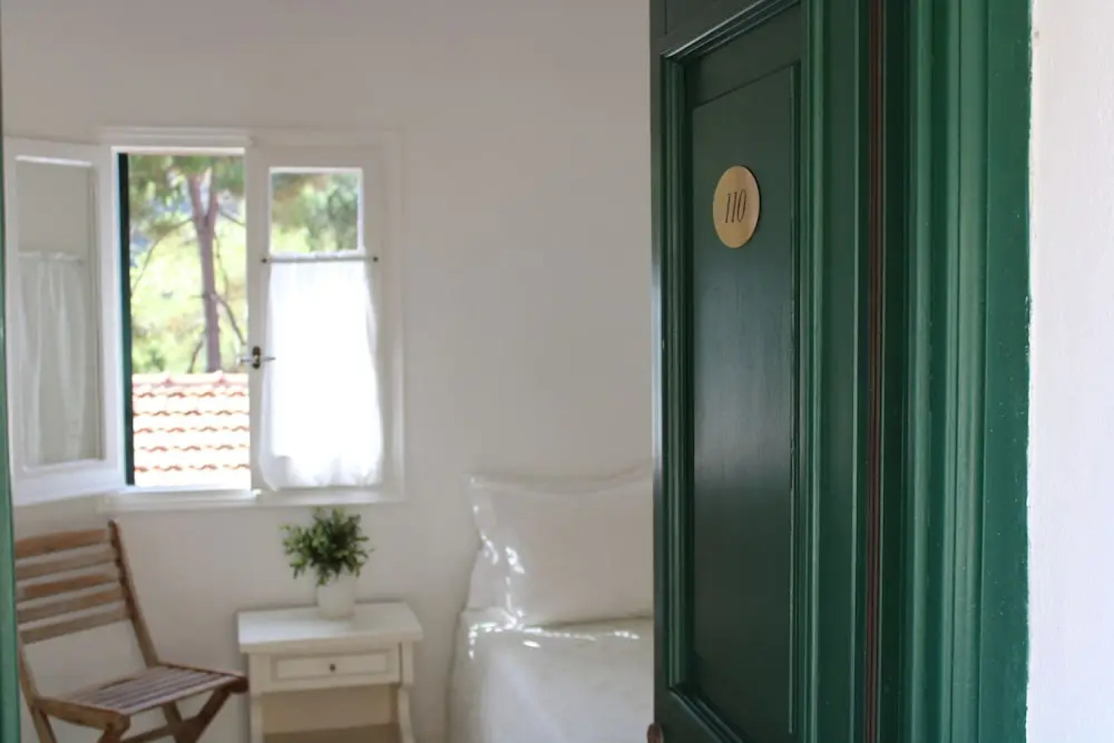 Zefiros Traditional Hotel