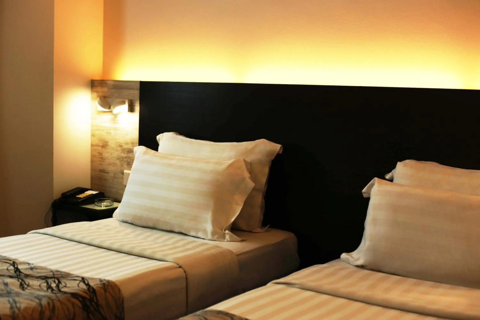 Regalodge Hotel & Spa