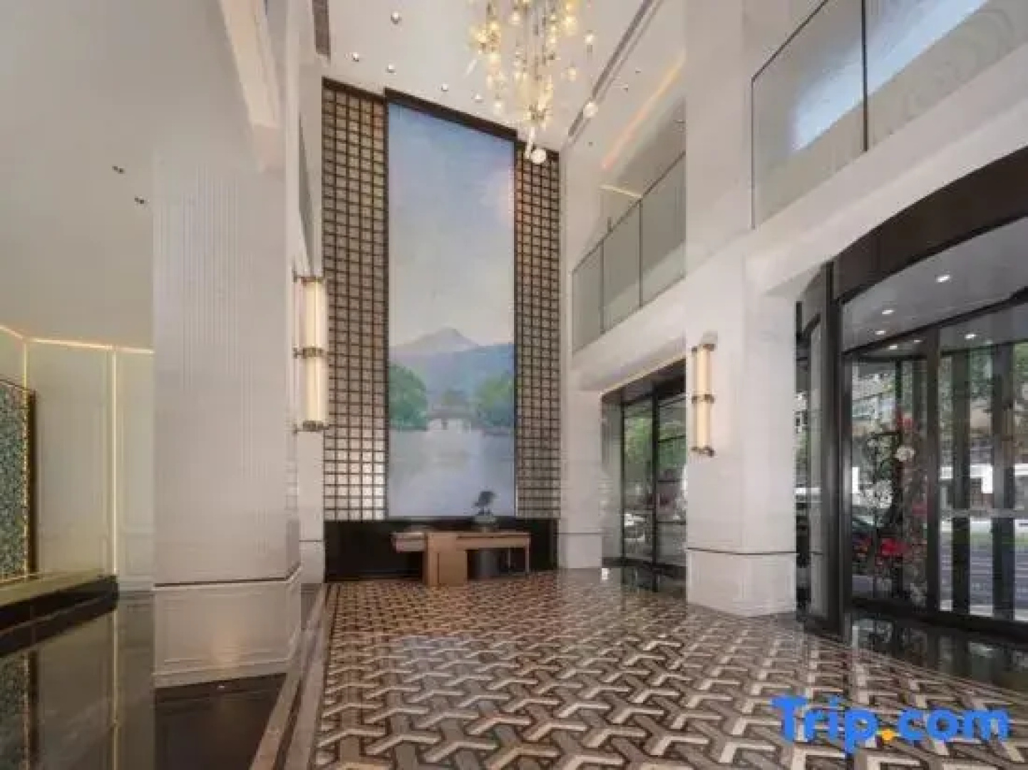 Yong Zhu Qi Ju Xi Jing Hotel (Ganzi Hongjun Road white pagoda park Branch)