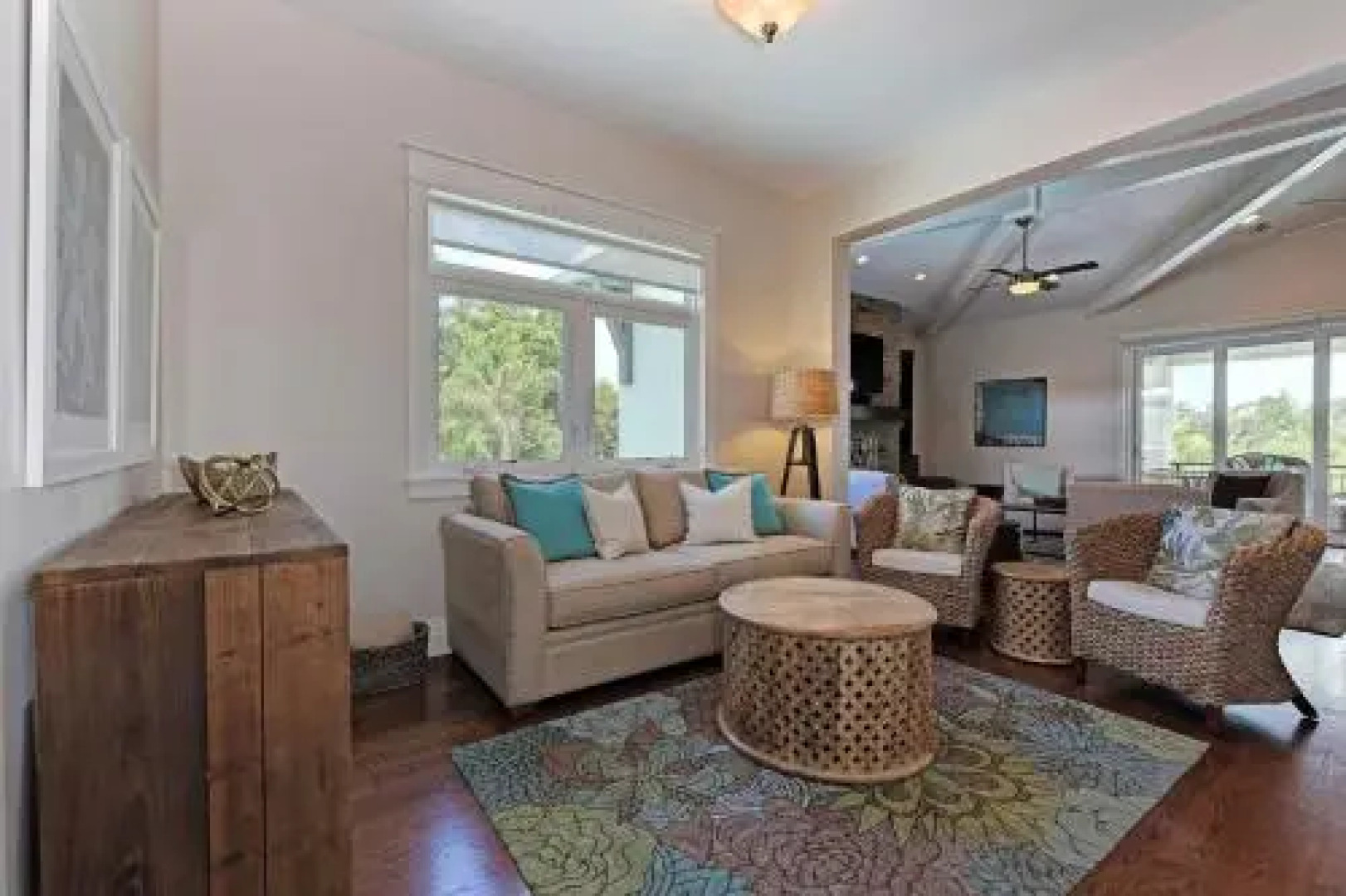 Casa Bonita 230 Oak Avenue