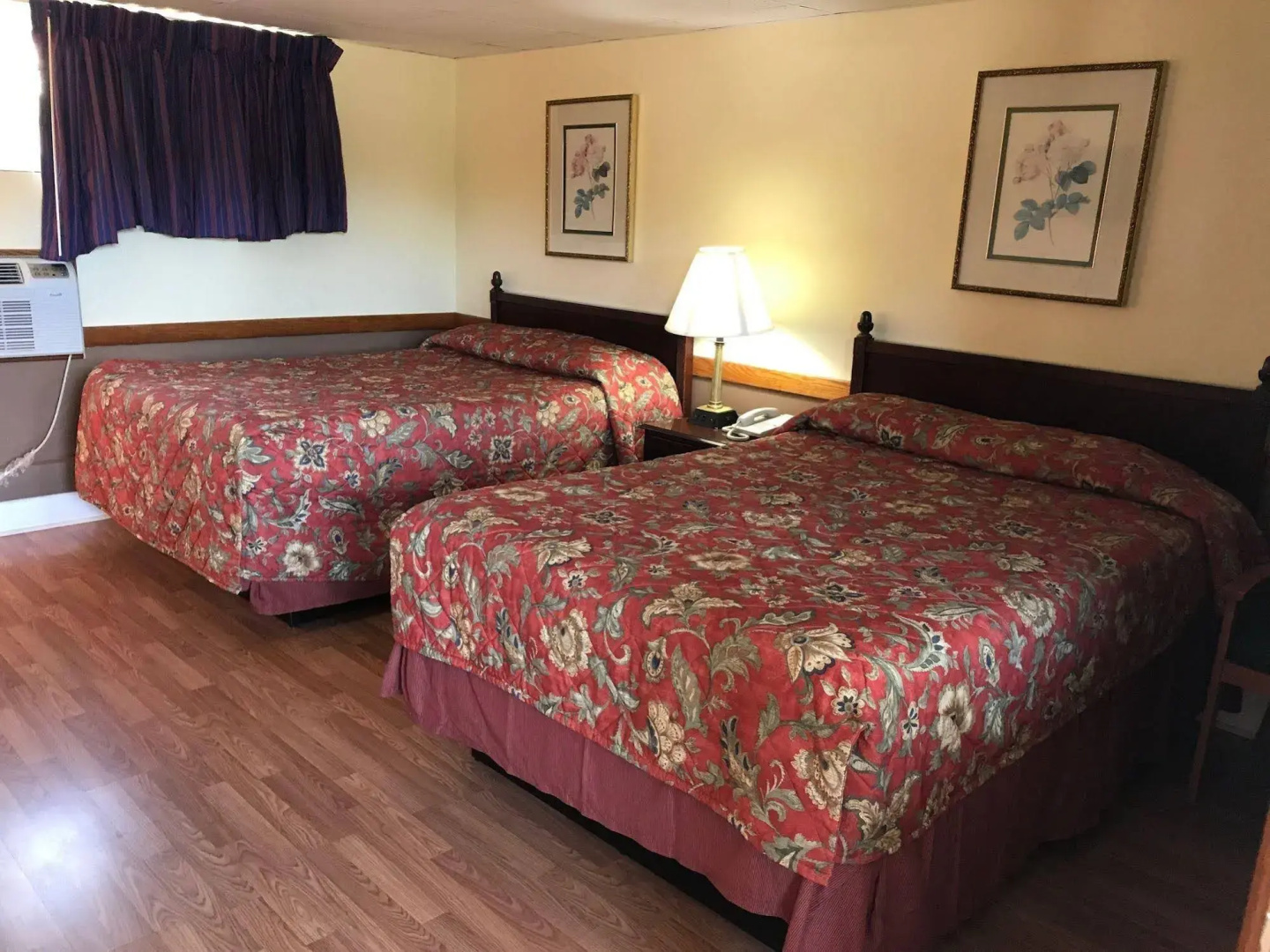 Royal Inn Motel