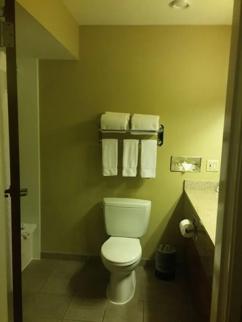 Oyo Townhouse Oklahoma City Airport