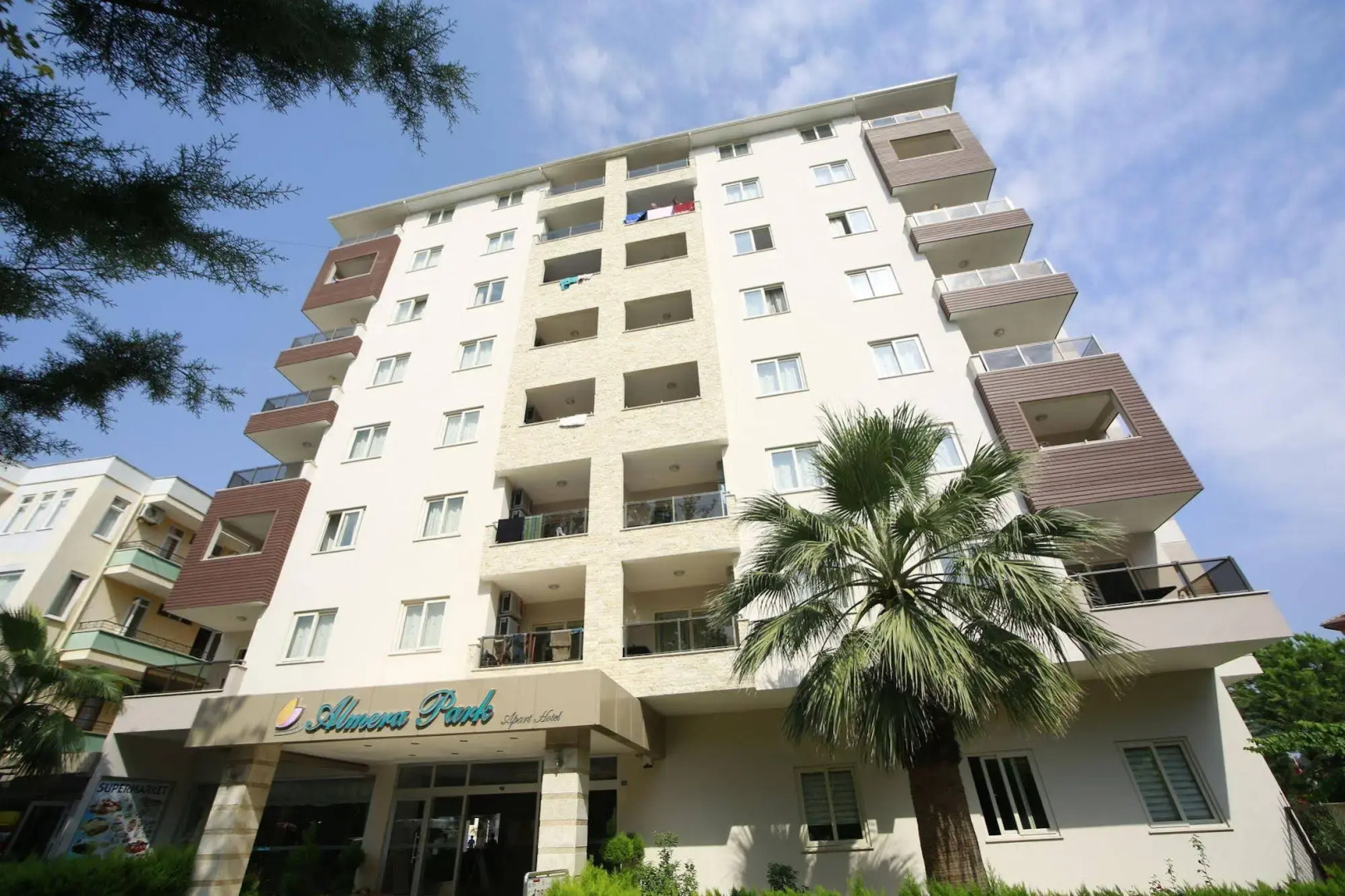 Almera Park Apart Hotel